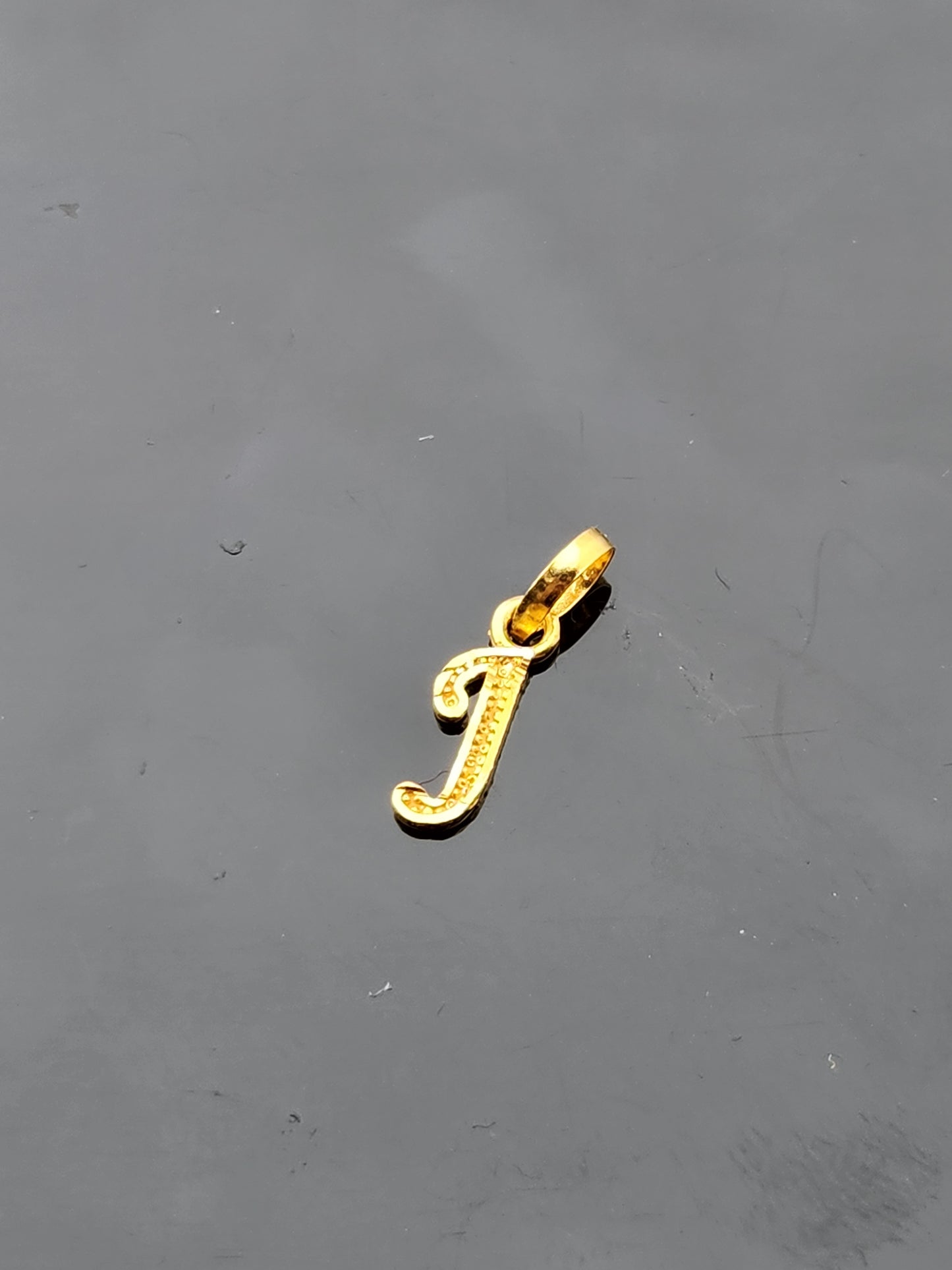 22K Solid Gold Letter Pendant P1775