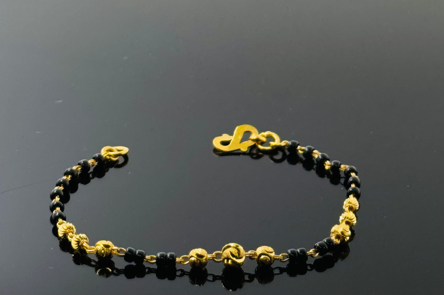 22k Children Black Bead Bracelet BBB54