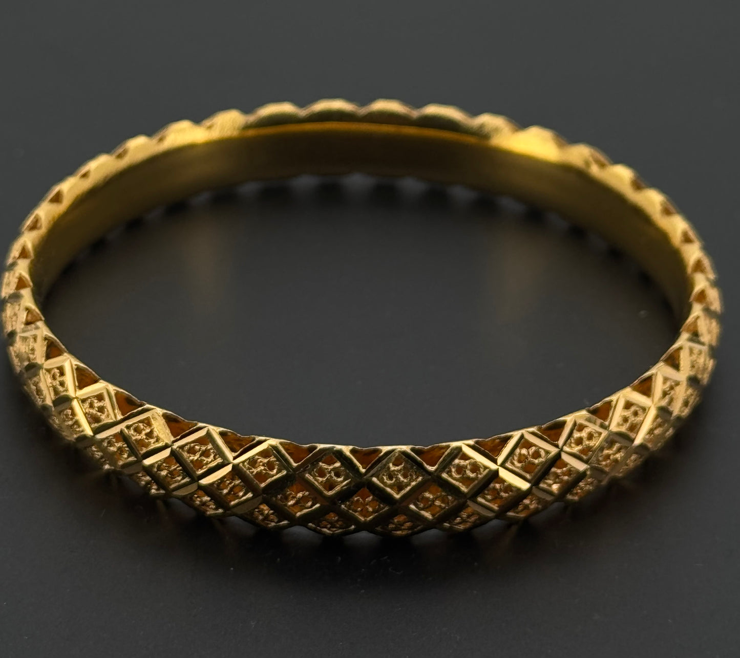 21K Solid Gold Fancy Bangles BG206