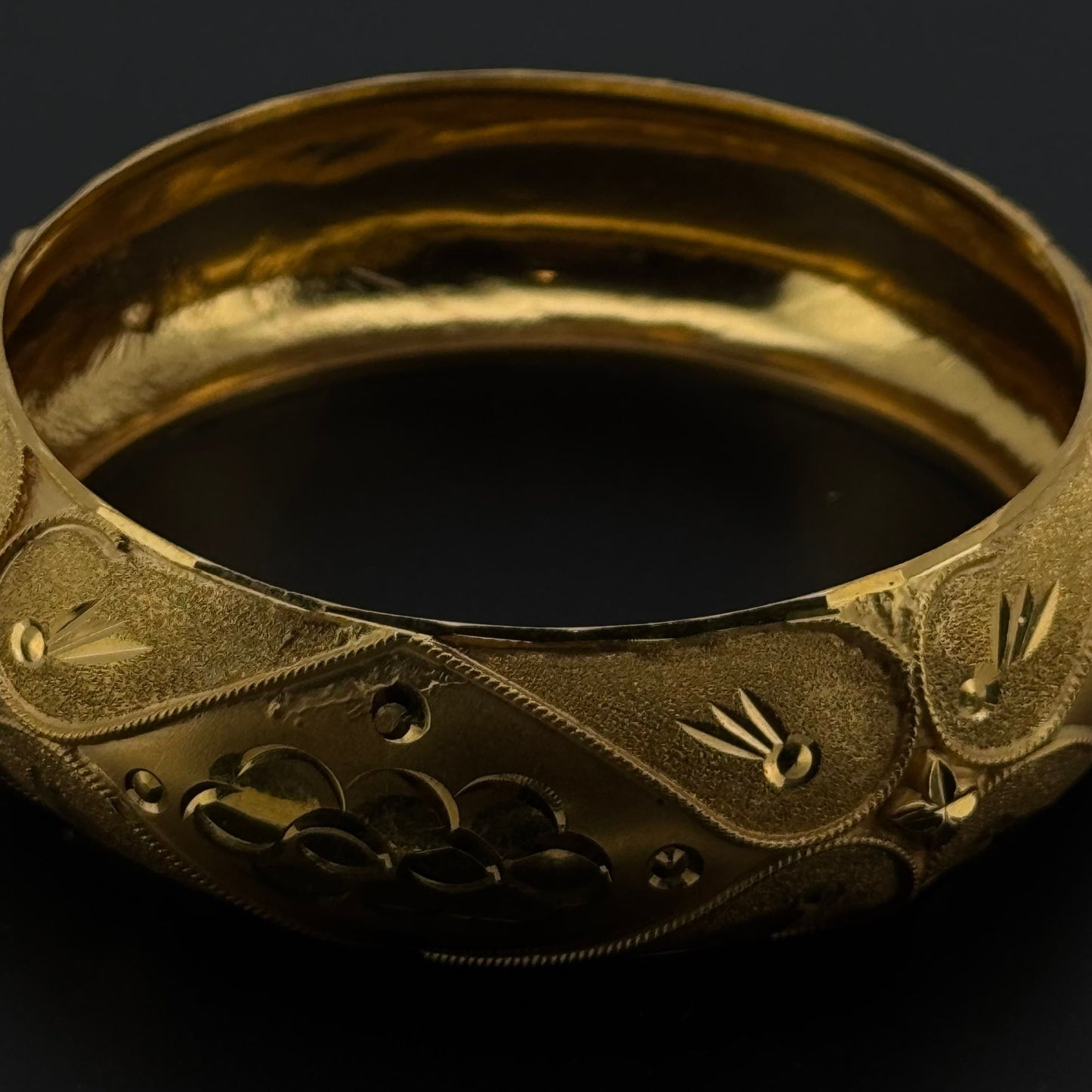 22K Solid Gold Fancy Bangles BG214