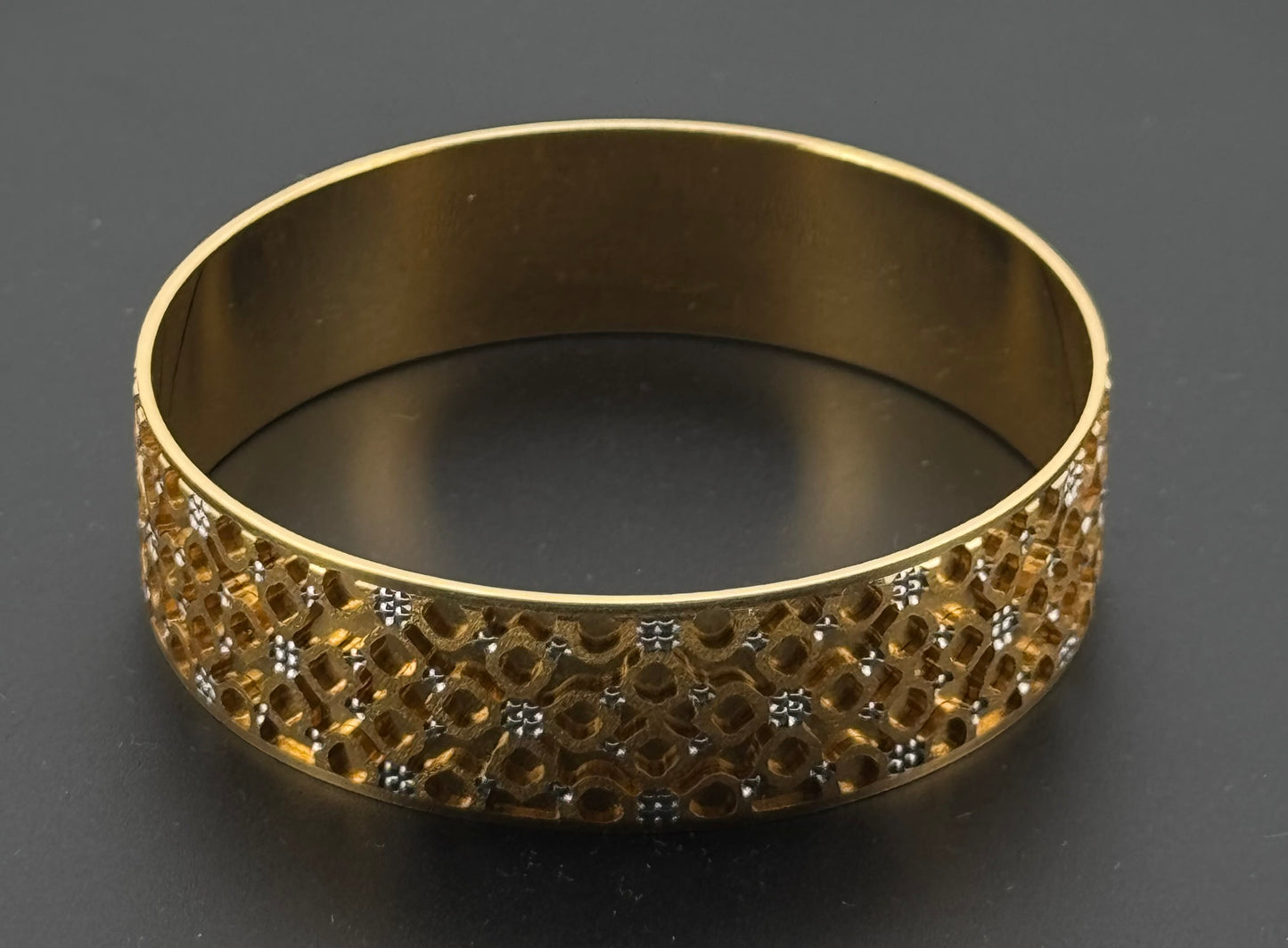 22K Solid Gold Fancy Bangles BG223
