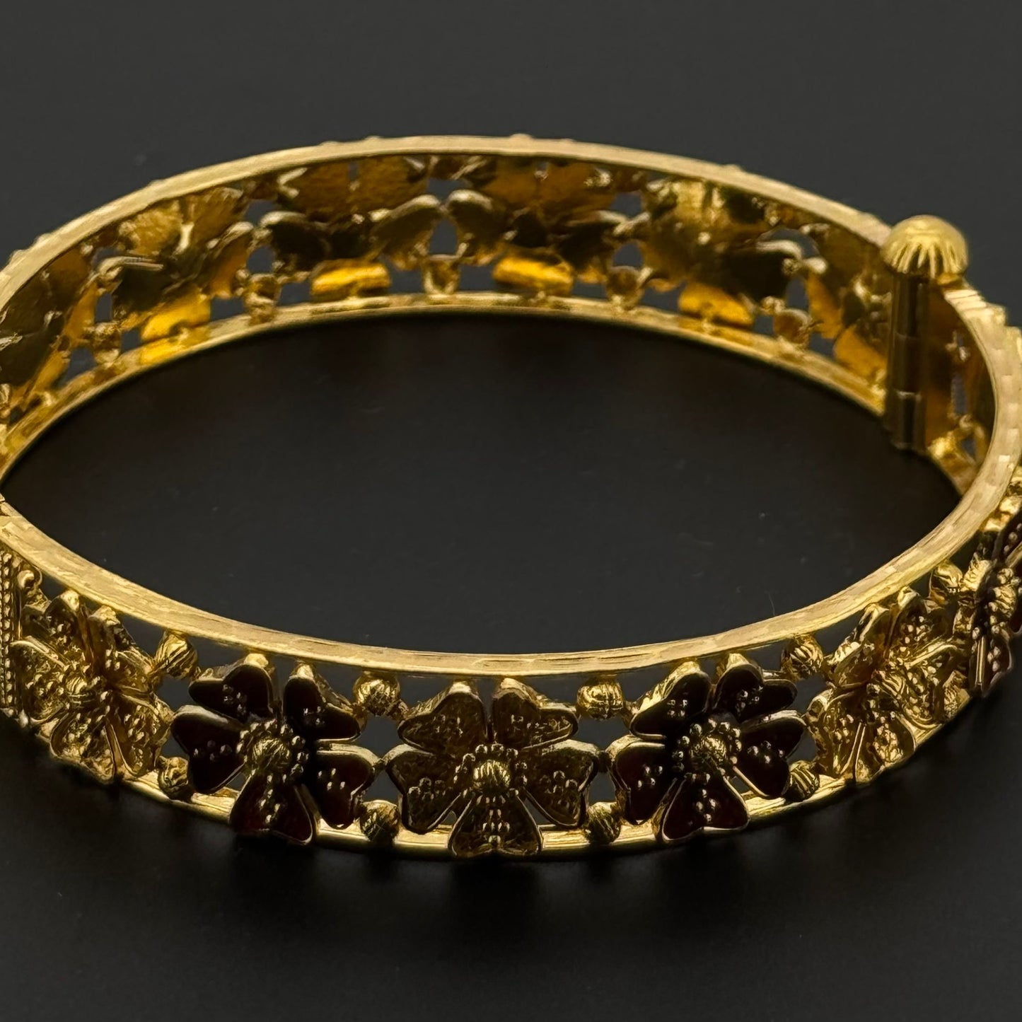 22K Solid Gold Fancy Bangles BG255