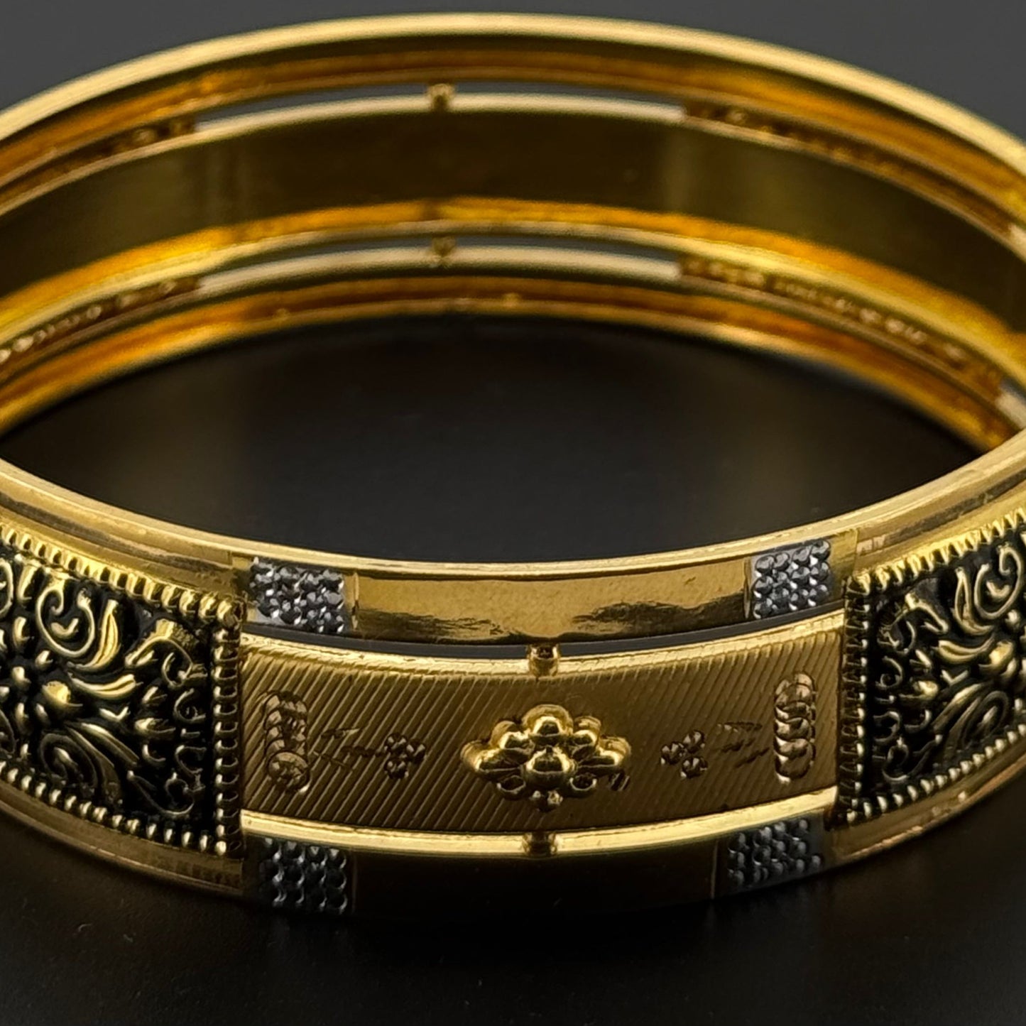 22K Solid Gold Fancy Bangles BG257