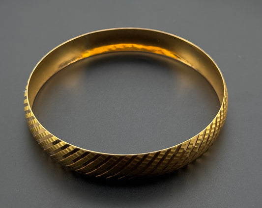 22K Solid Gold Fancy Bangles BG270