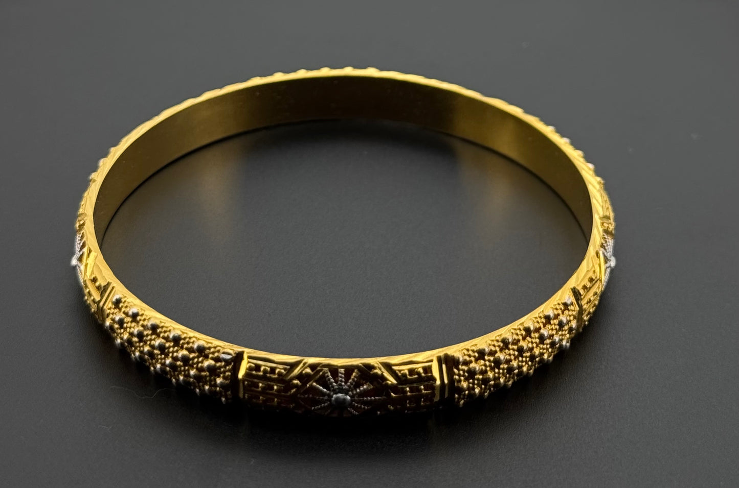 22K Solid Gold Fancy Bangles BG272