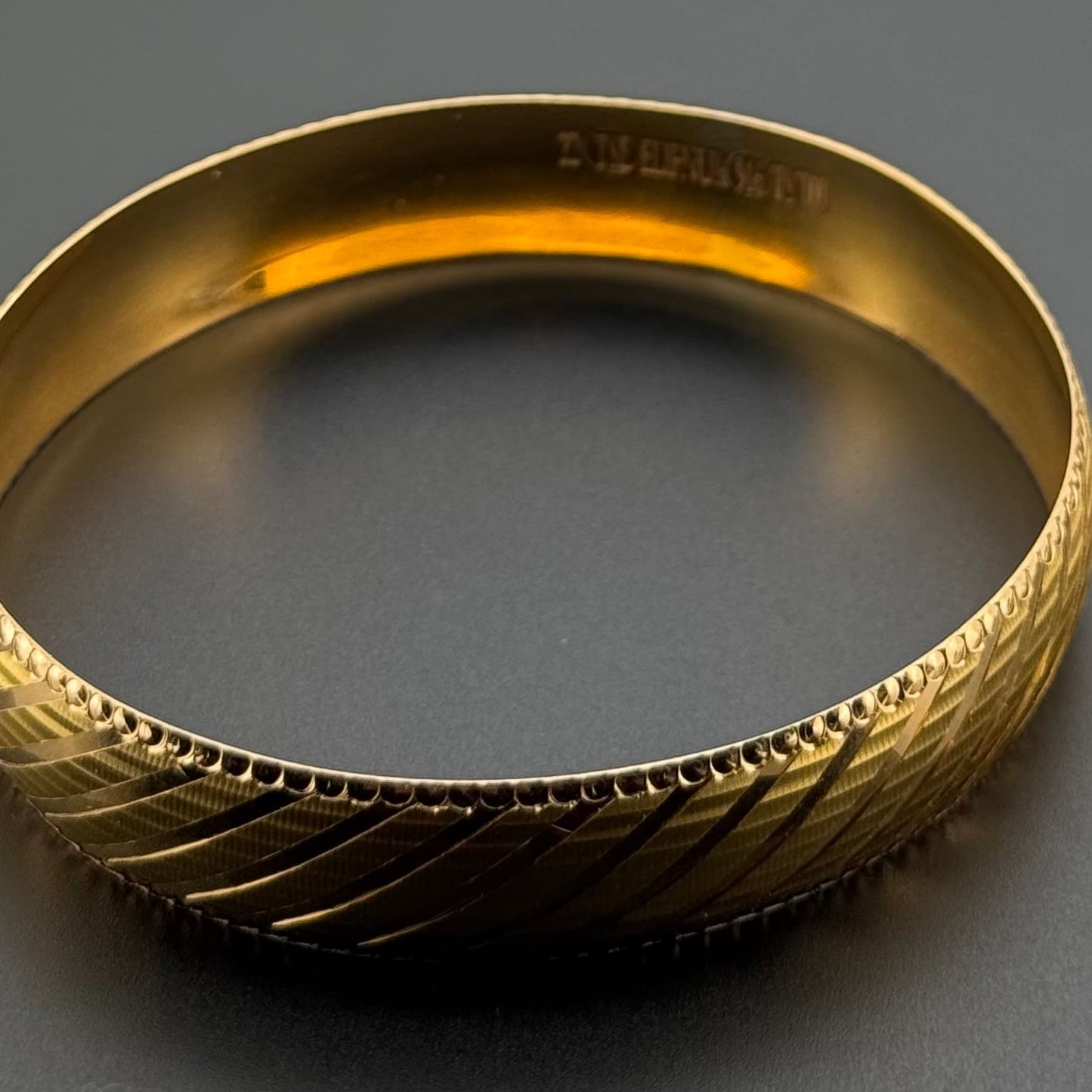 22K Solid Gold Fancy Bangles BG301