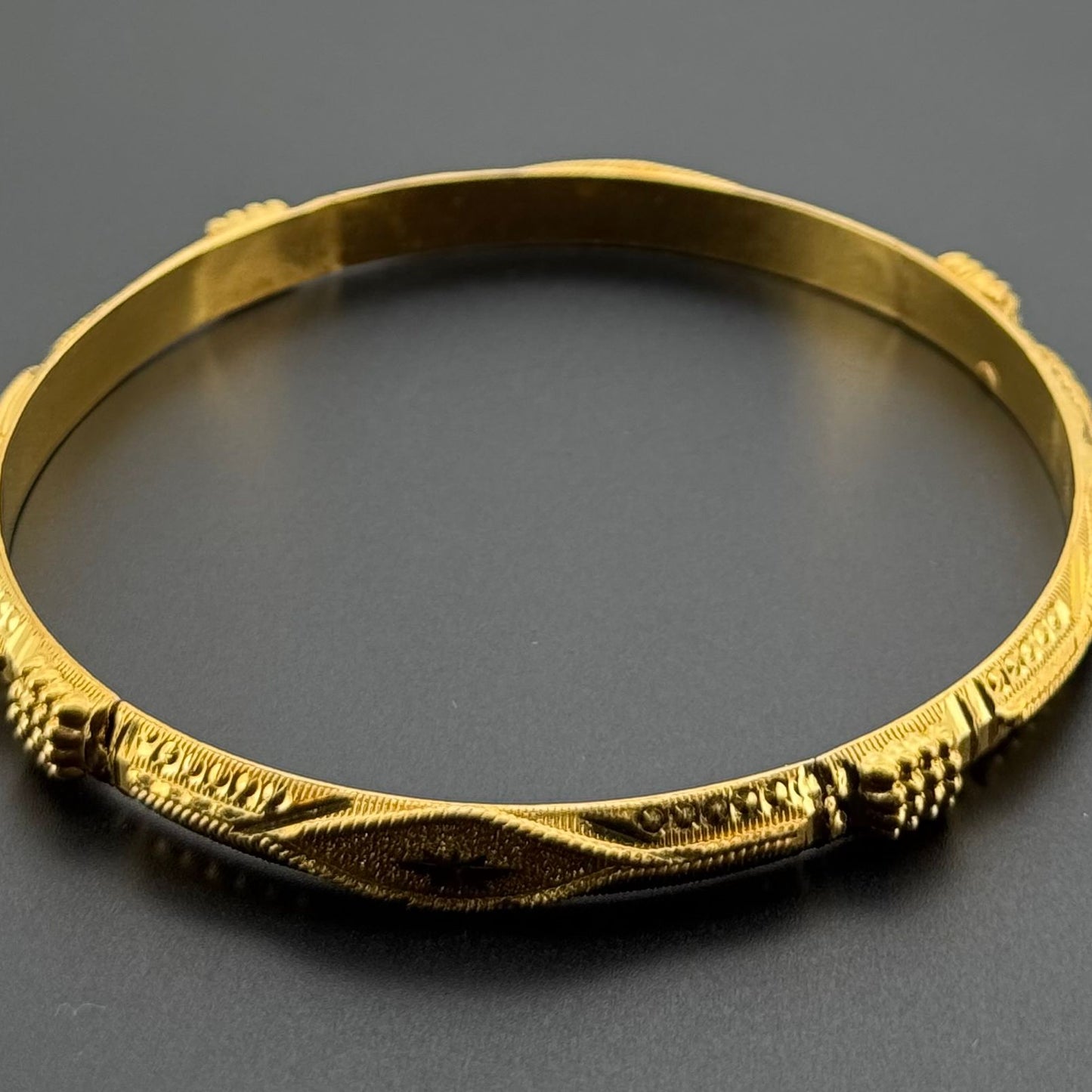 22K Solid Gold Fancy Bangles BG302
