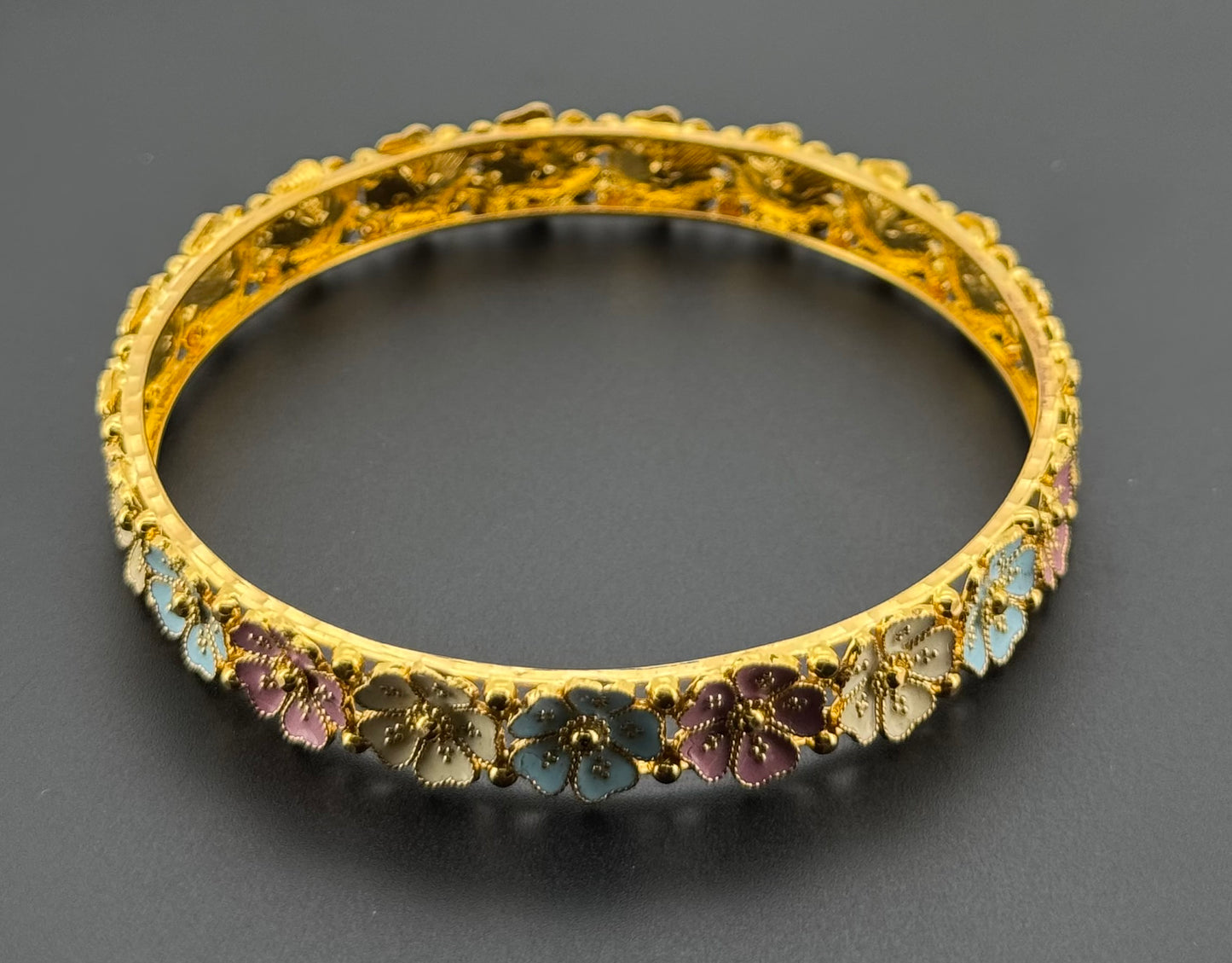 22K Solid Gold Fancy Bangles BG319