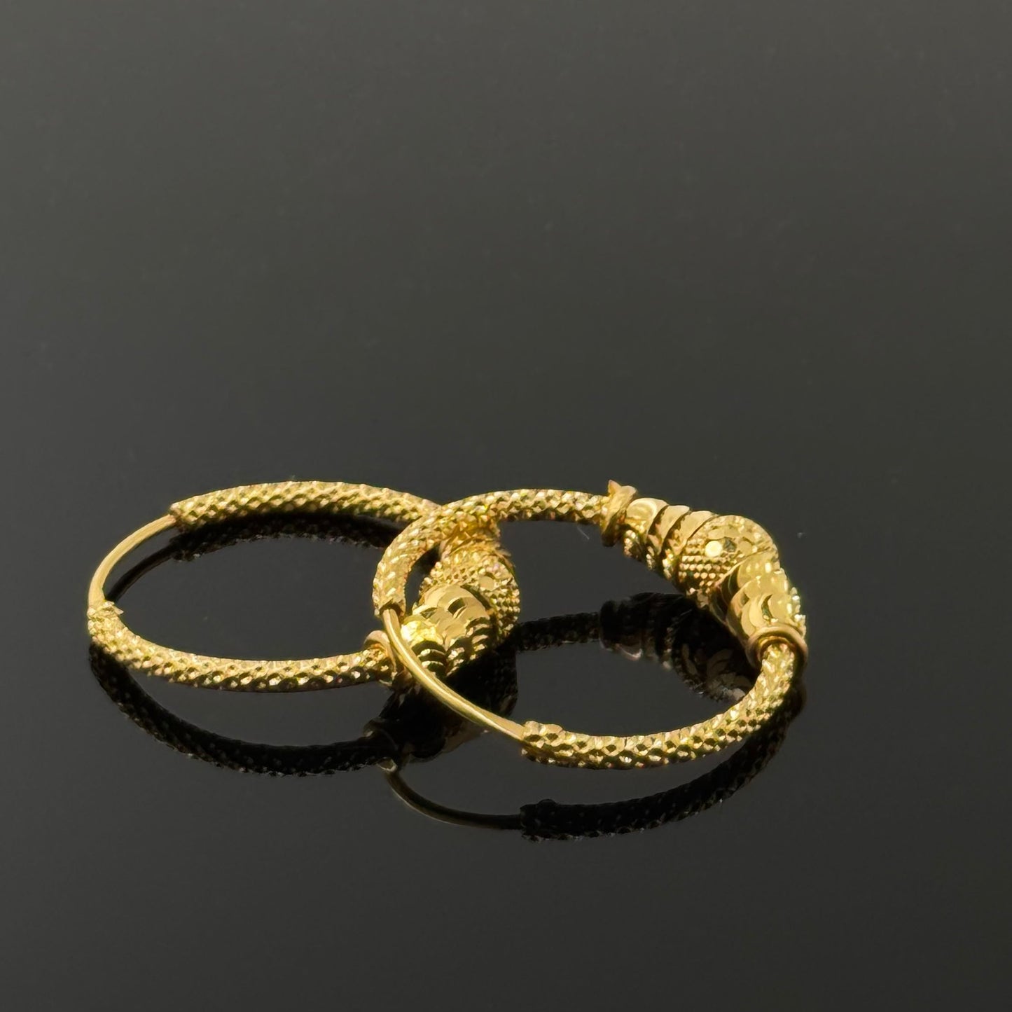 22k Solid Gold Simple Ladies Hoops E172