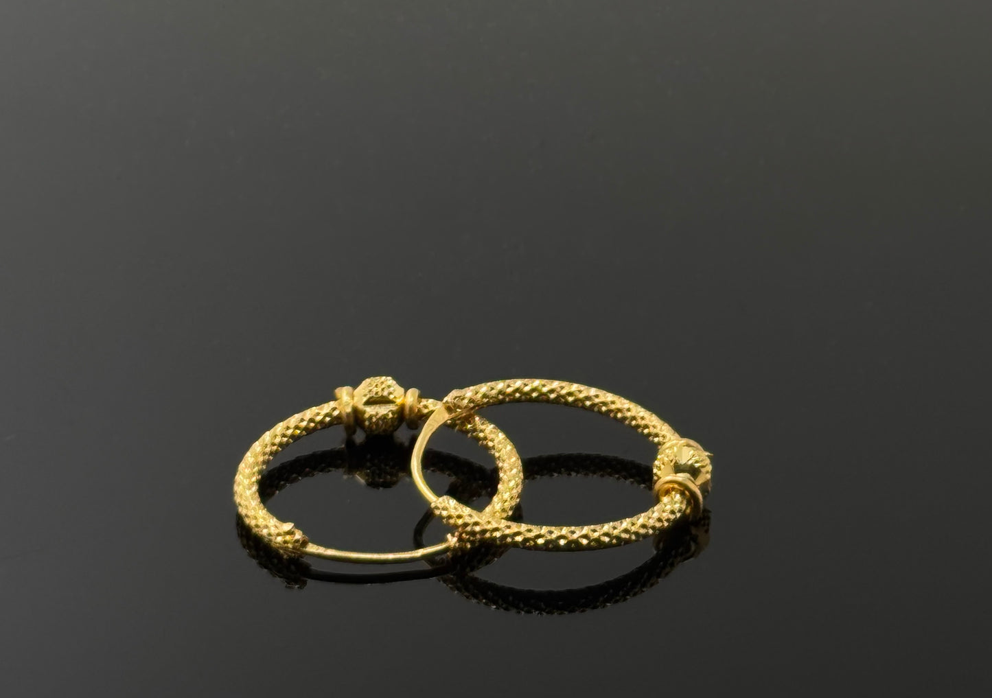 22k Solid Gold Simple Ladies Hoops E179