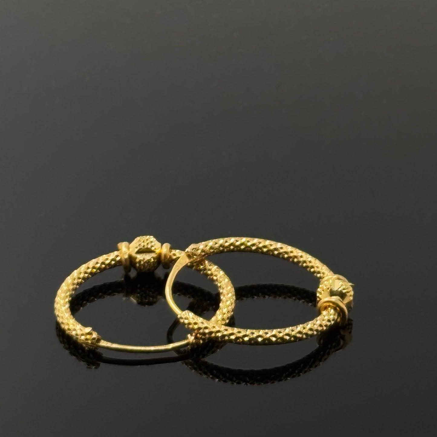 22k Solid Gold Simple Ladies Hoops E179