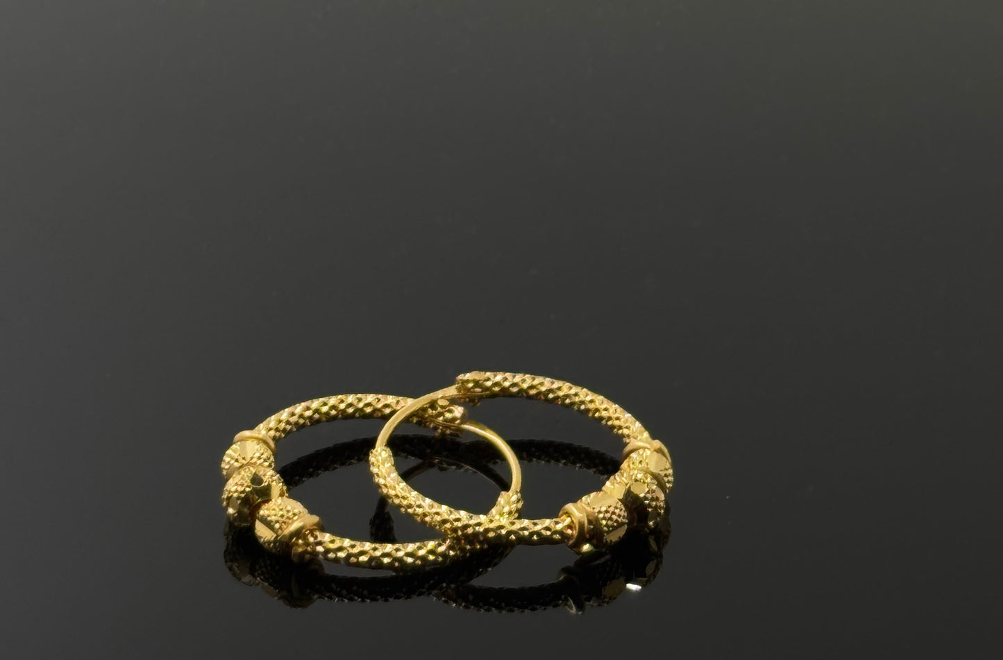22k Solid Gold Simple Ladies Hoops E180