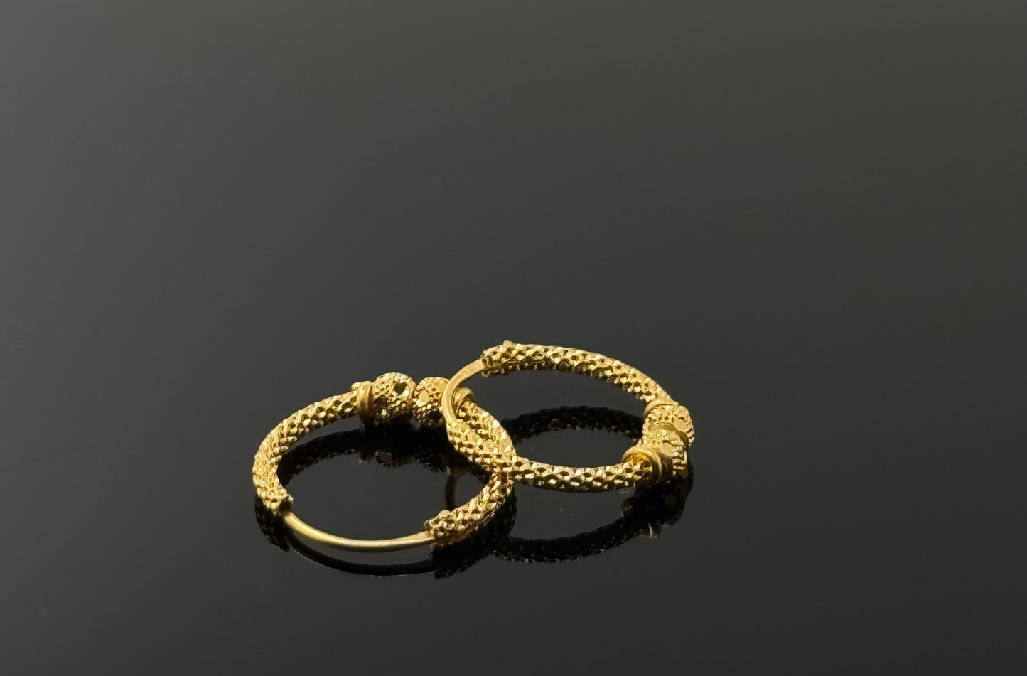 22k Solid Gold Simple Ladies Hoops E188