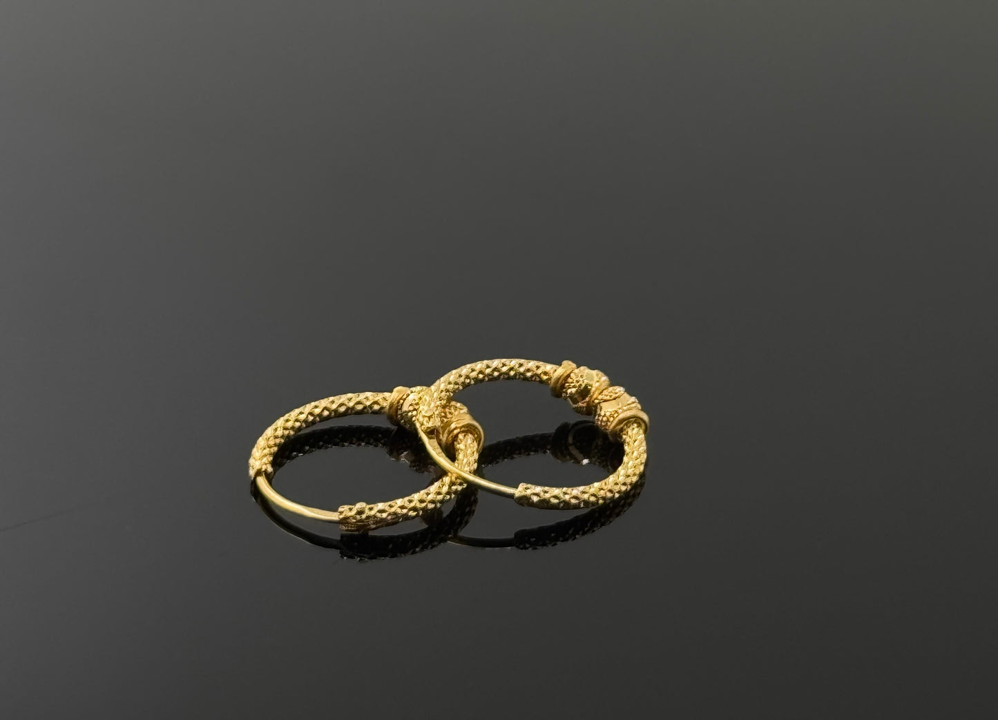 22k Solid Gold Simple Ladies Hoops E213