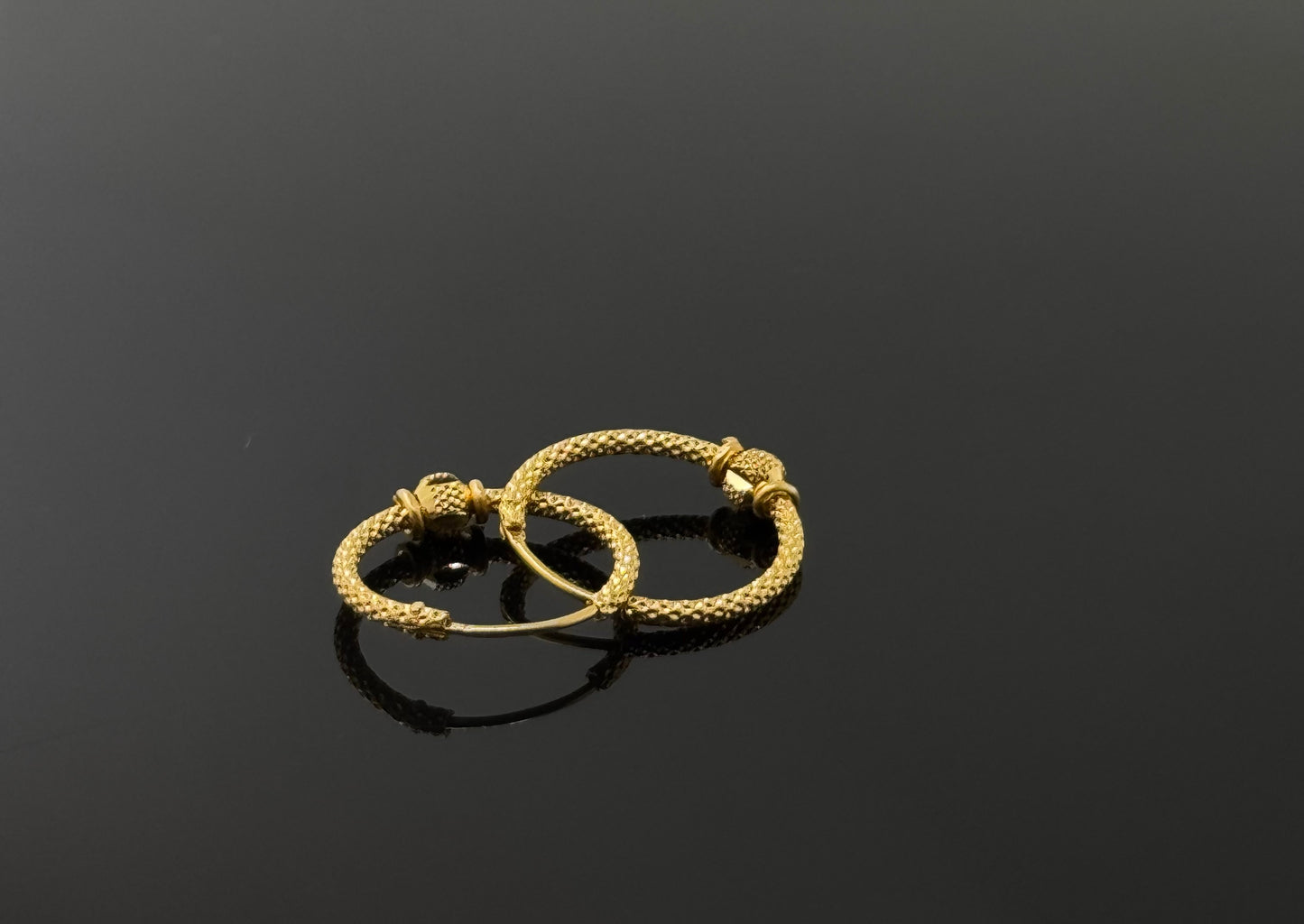 22k Solid Gold Simple Ladies Hoops E216