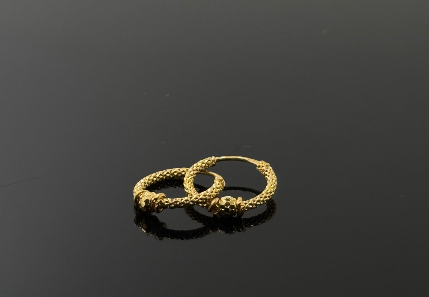 22k Solid Gold Simple Ladies Hoops E250