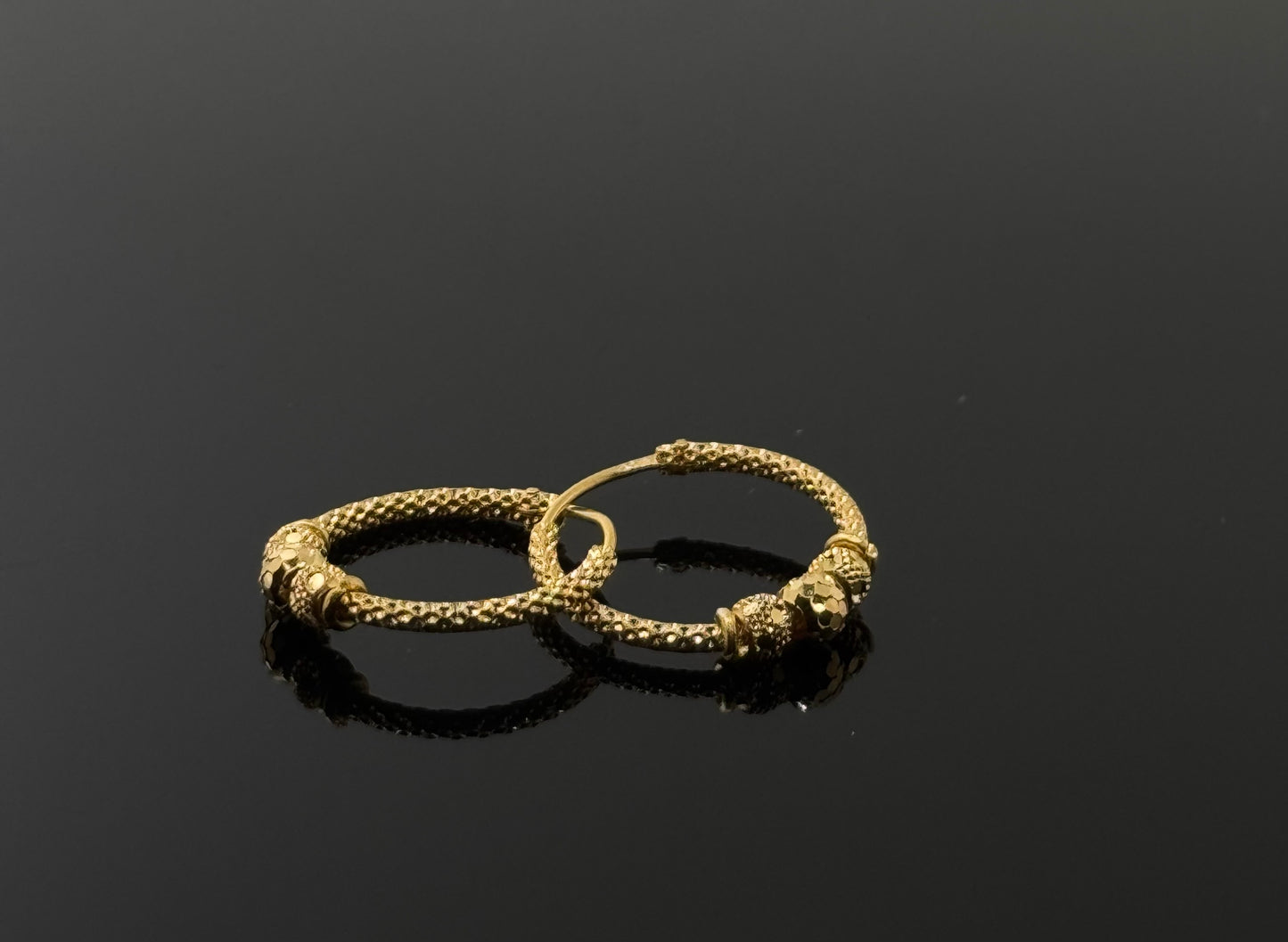 22k Solid Gold Simple Ladies Hoops E262