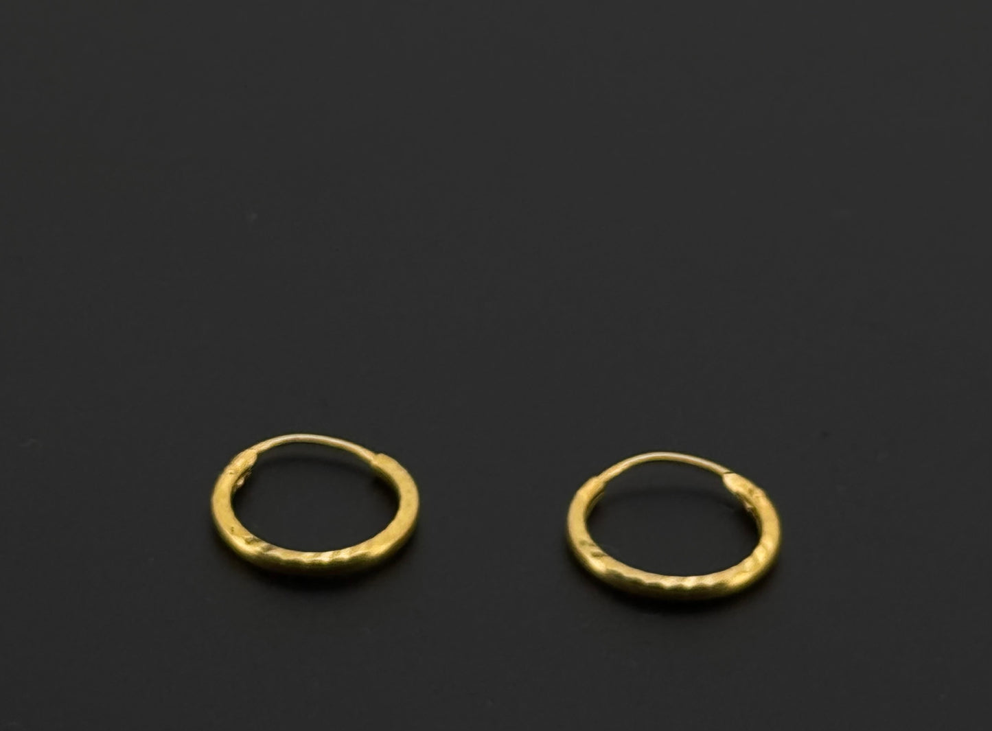 22k Solid Gold Simple Ladies Hoops E294