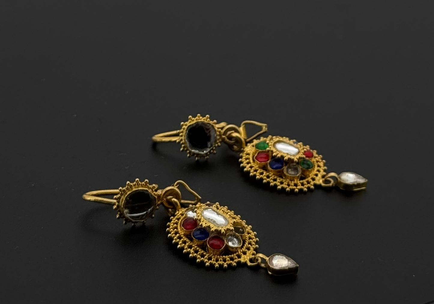 22k Solid Gold Simple Ladies Hoops E303