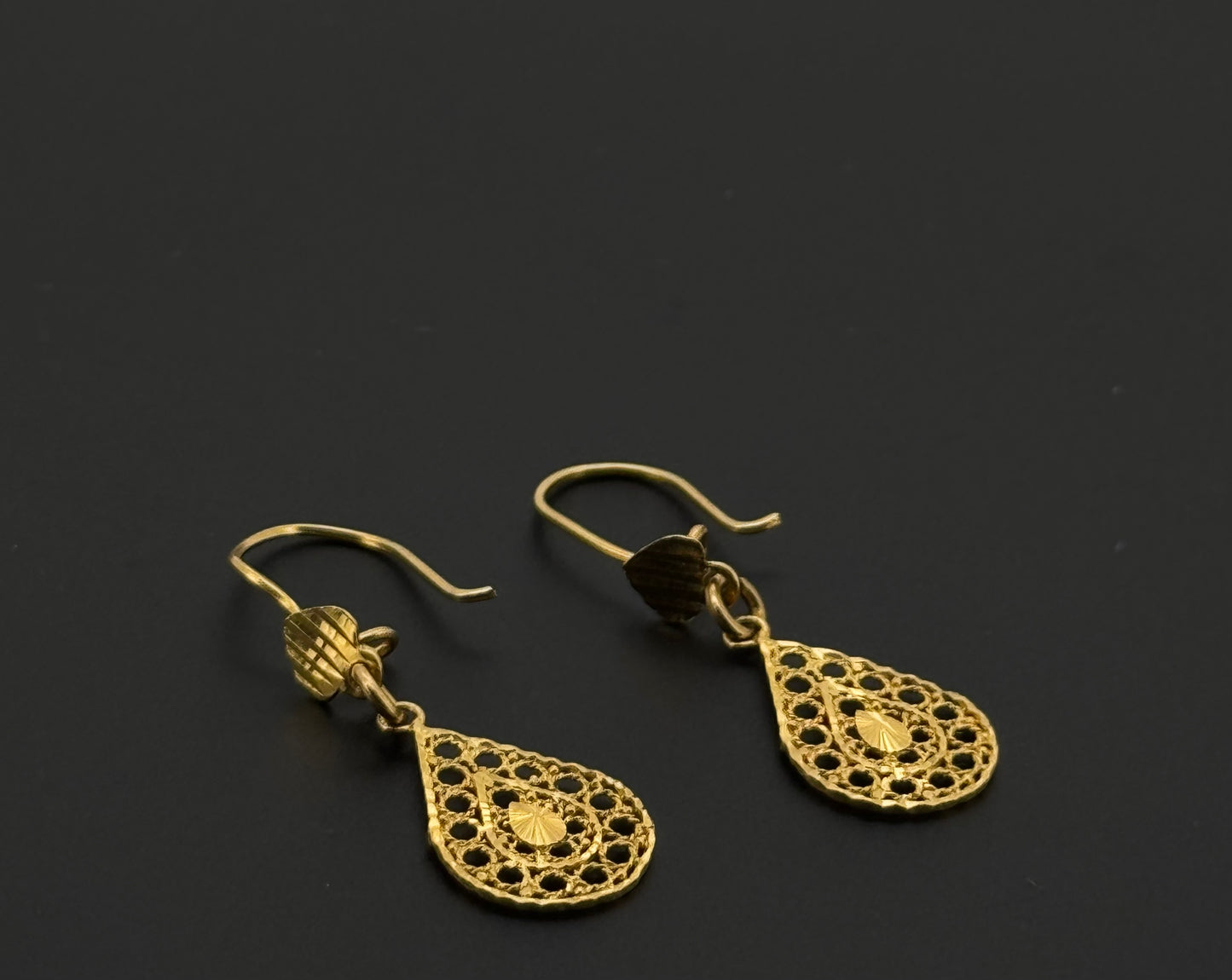 22k Solid Gold Simple Ladies Hoops E306