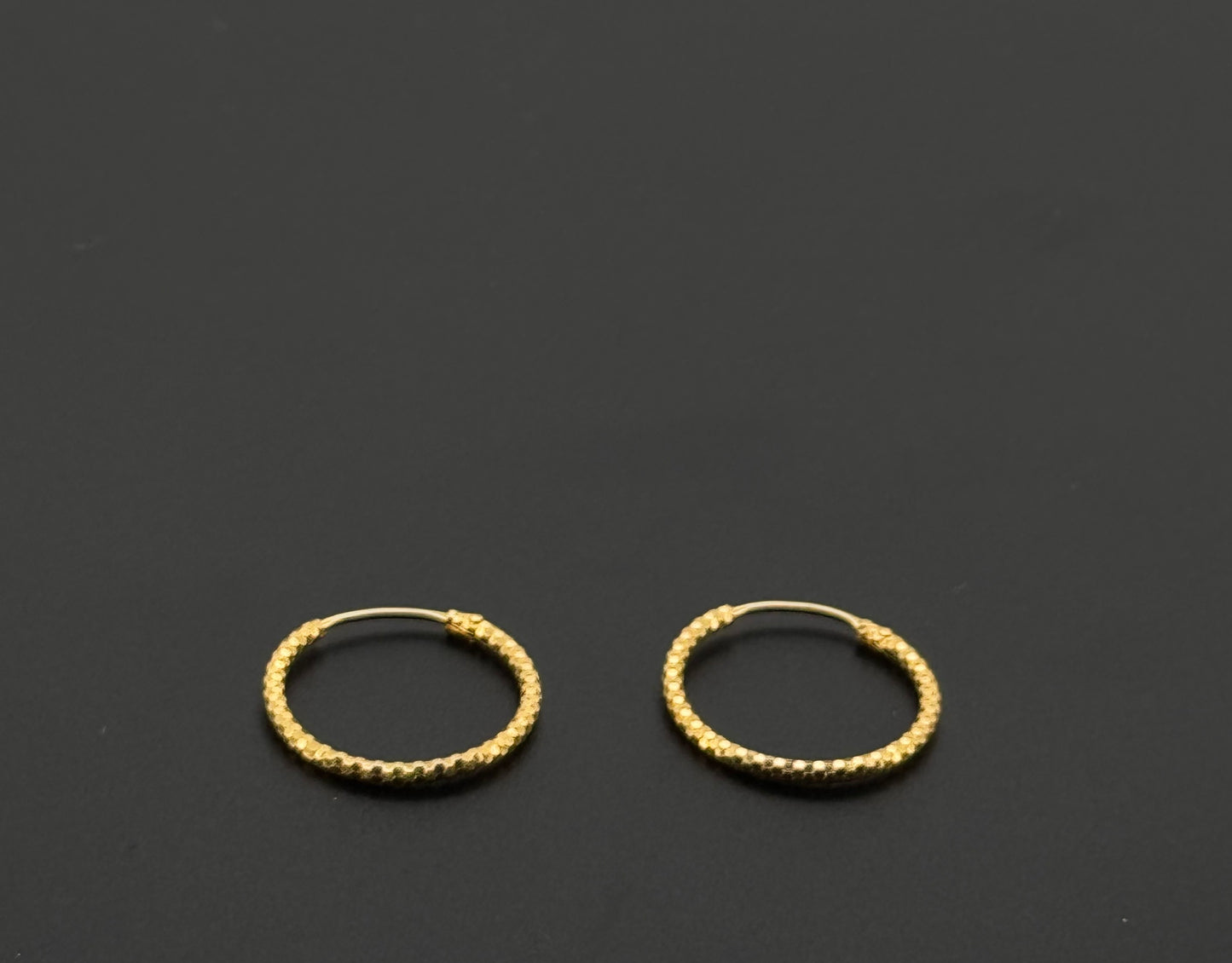 22k Solid Gold Simple Ladies Hoops E332