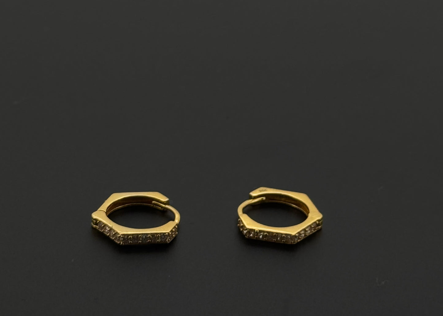 22k Solid Gold Simple Ladies Hoops E333