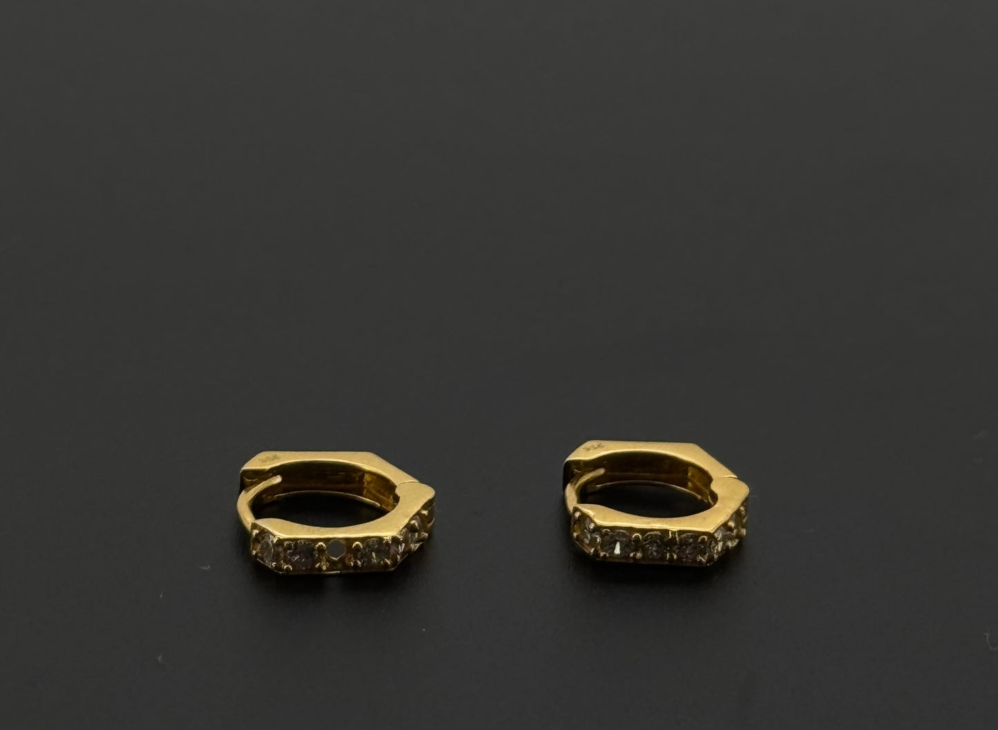 22k Solid Gold Simple Ladies Hoops E334