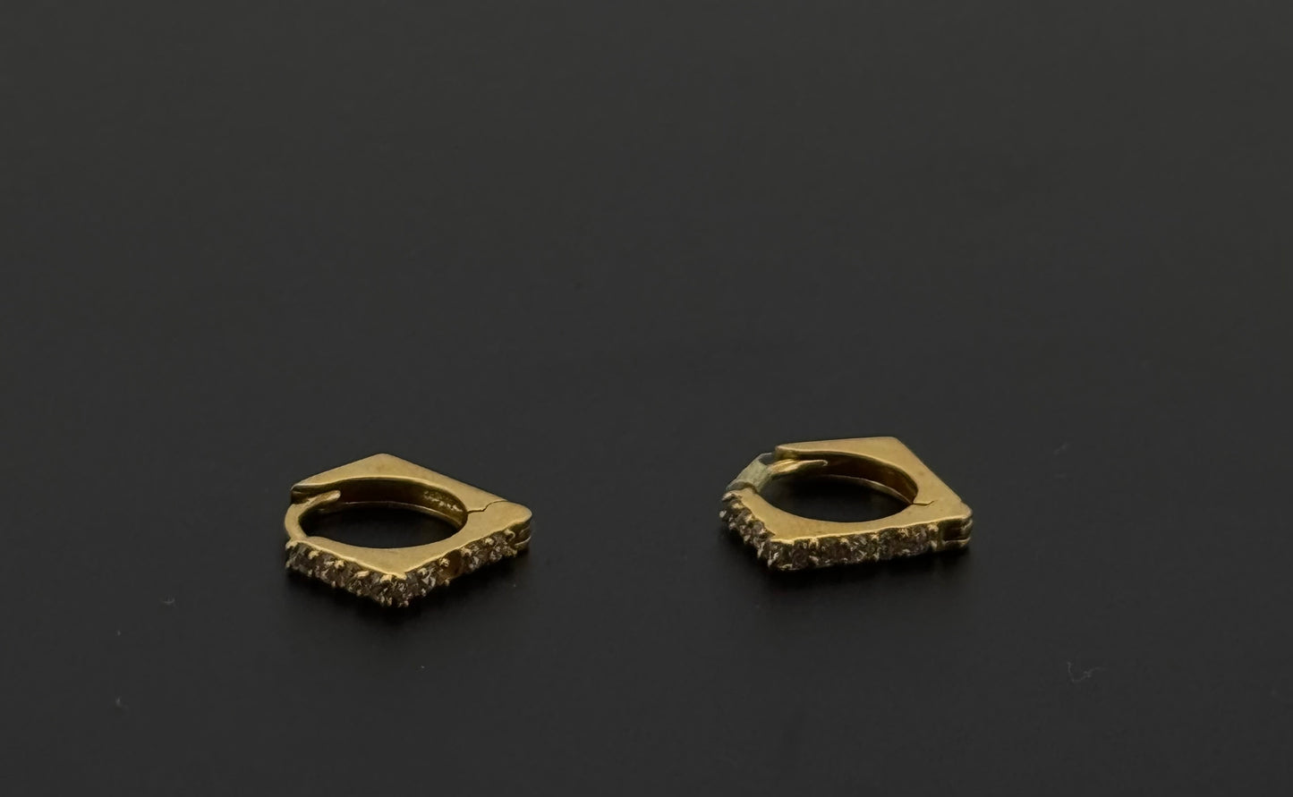 22k Solid Gold Simple Ladies Hoops E335