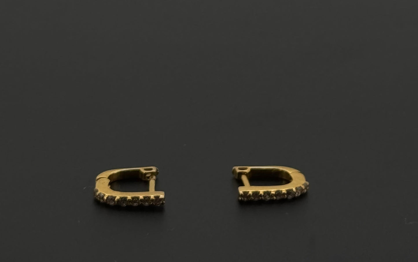 22k Solid Gold Simple Ladies Hoops E339