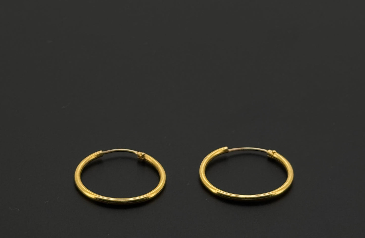 22k Solid Gold Simple Ladies Hoops E350