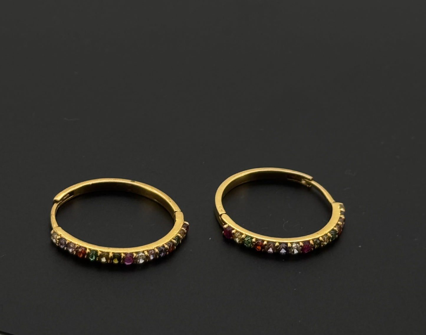 22k Solid Gold Simple Ladies Hoops E395