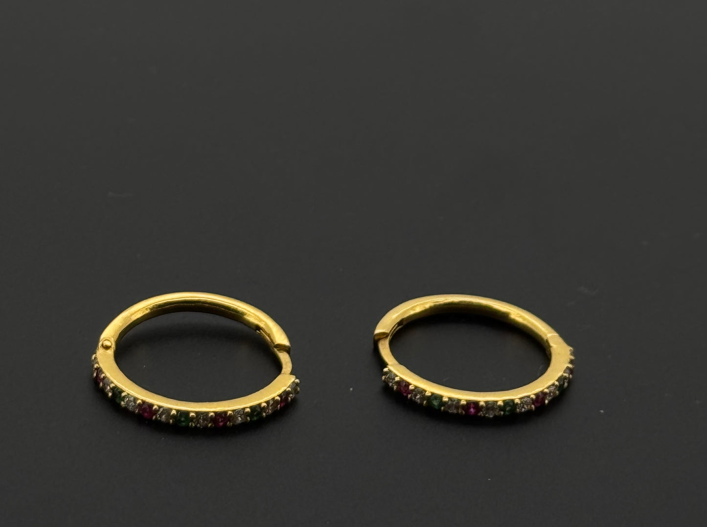 22k Solid Gold Simple Ladies Hoops E397