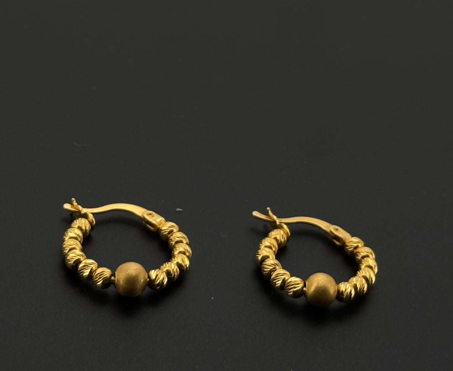21k Solid Gold Simple Ladies Hoops E401