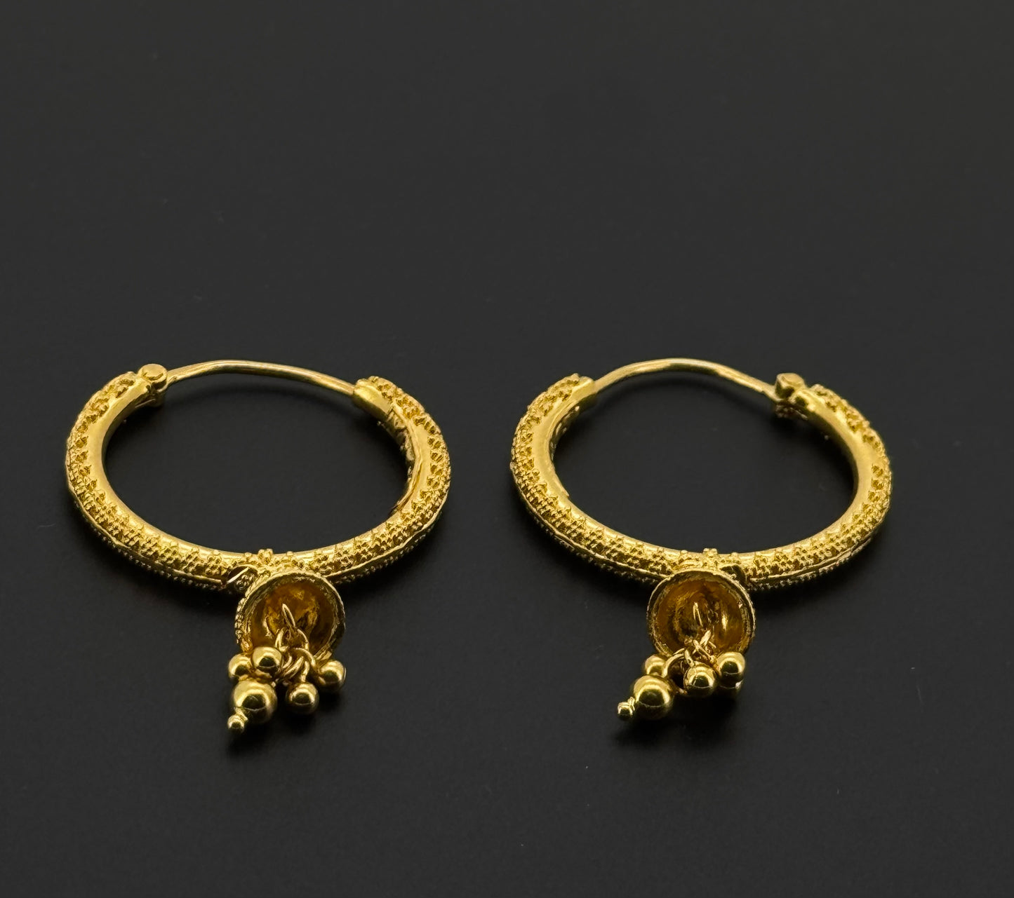 22k Solid Gold Simple Ladies Hoops E414