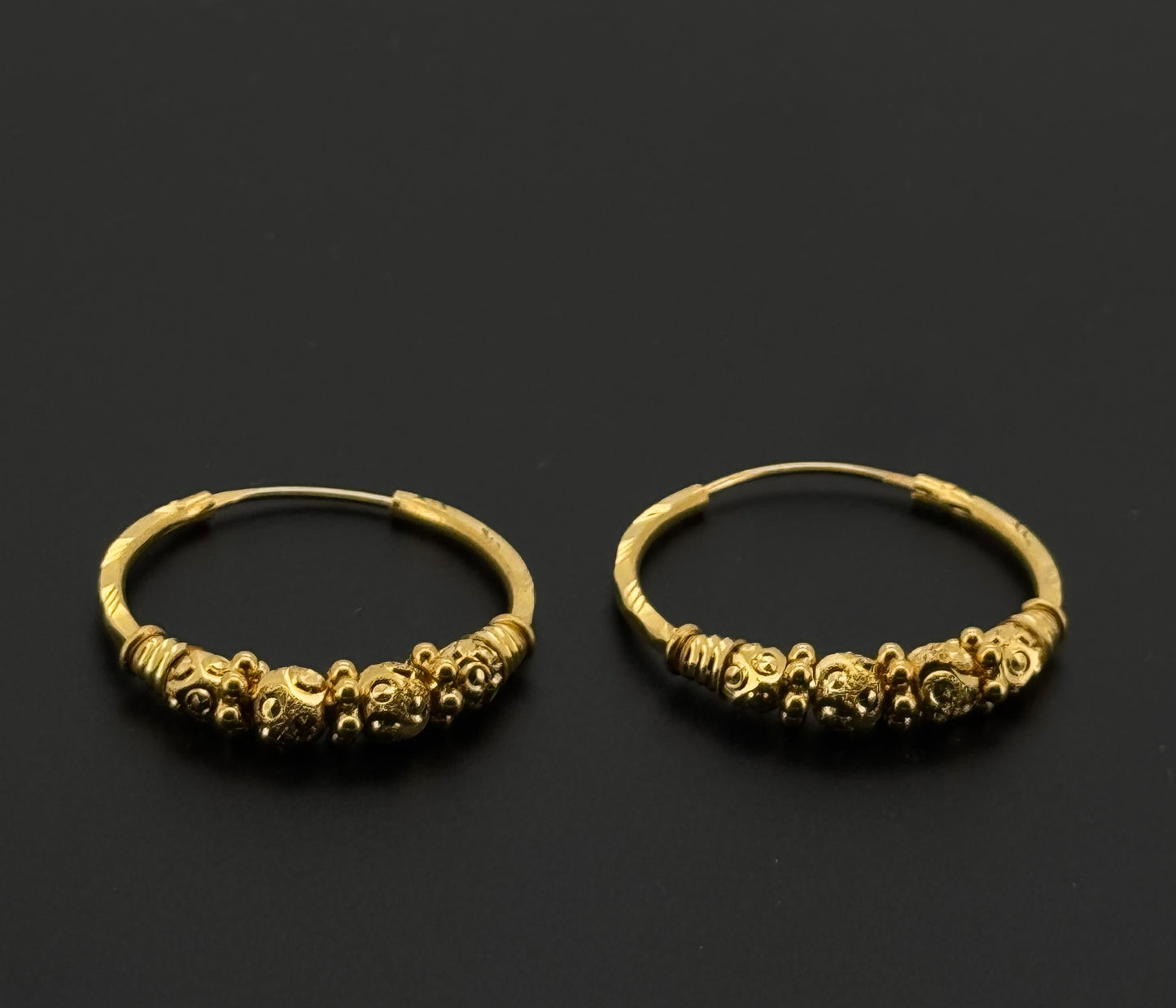 22k Solid Gold Simple Ladies Hoops E415