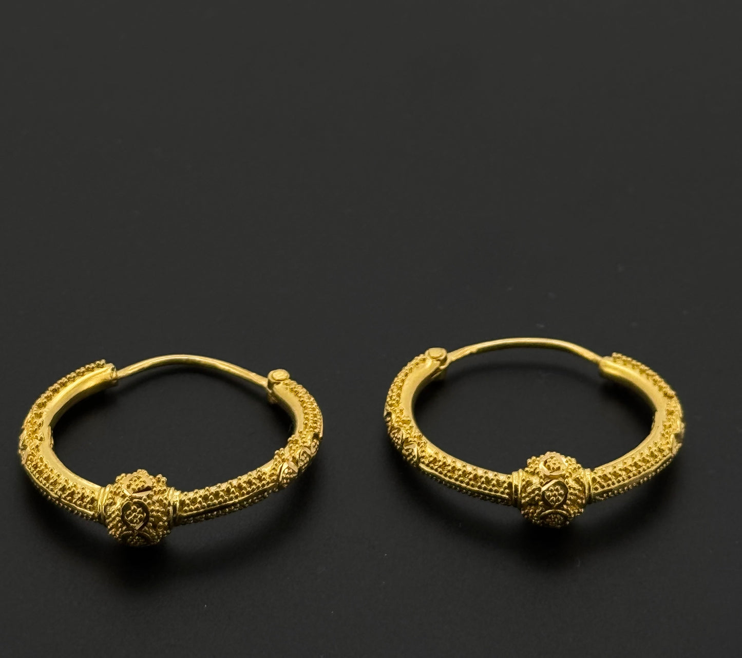 22k Solid Gold Simple Ladies Hoops E420