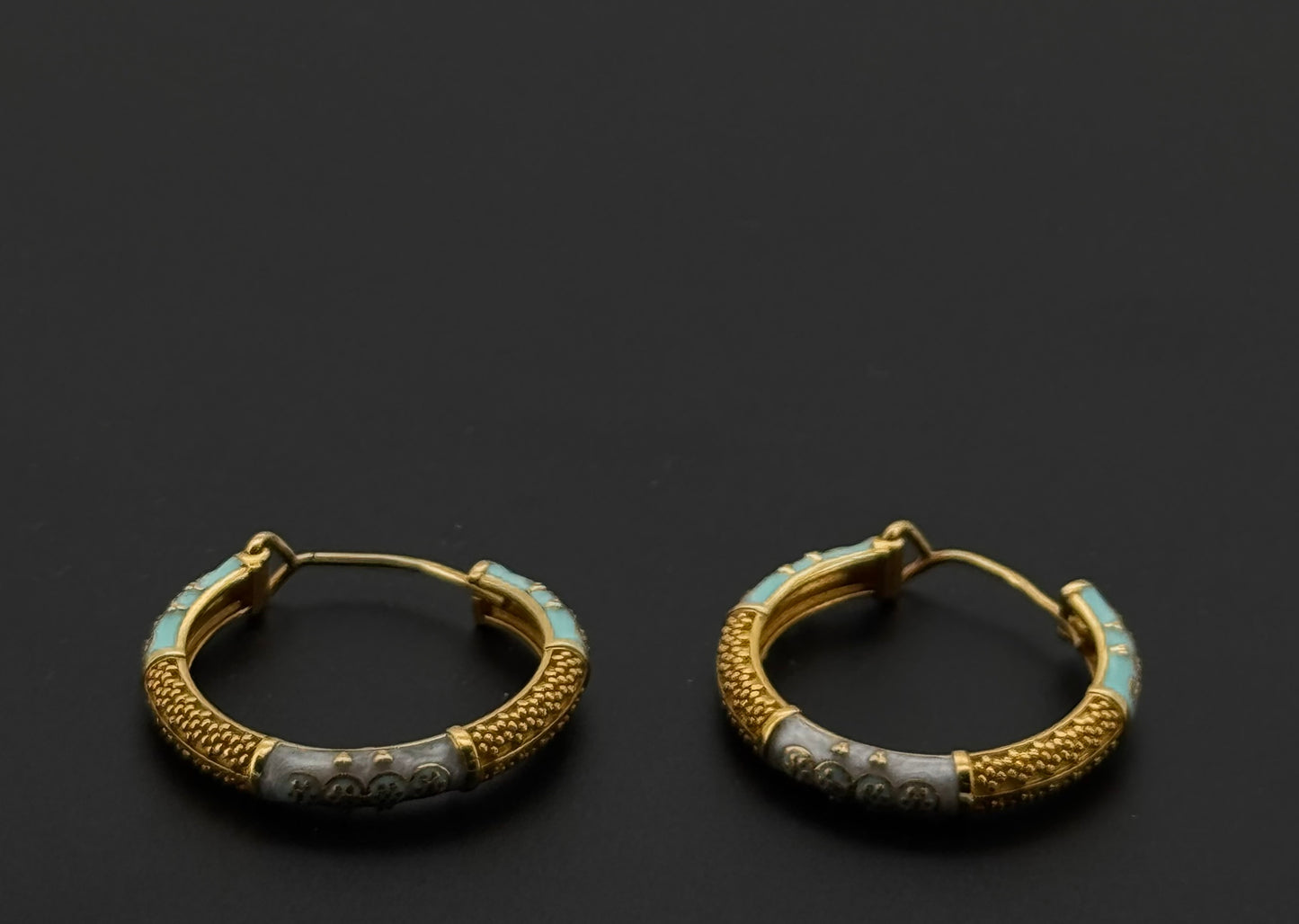 21k Solid Gold Simple Ladies Hoops E435