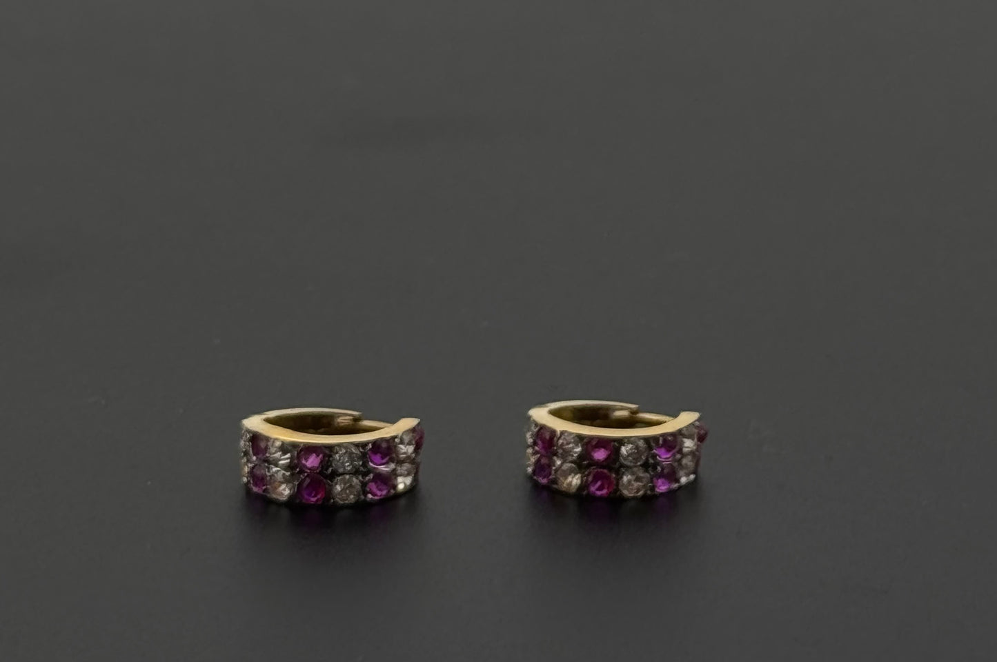 18k Solid Gold Simple Ladies Hoops E498