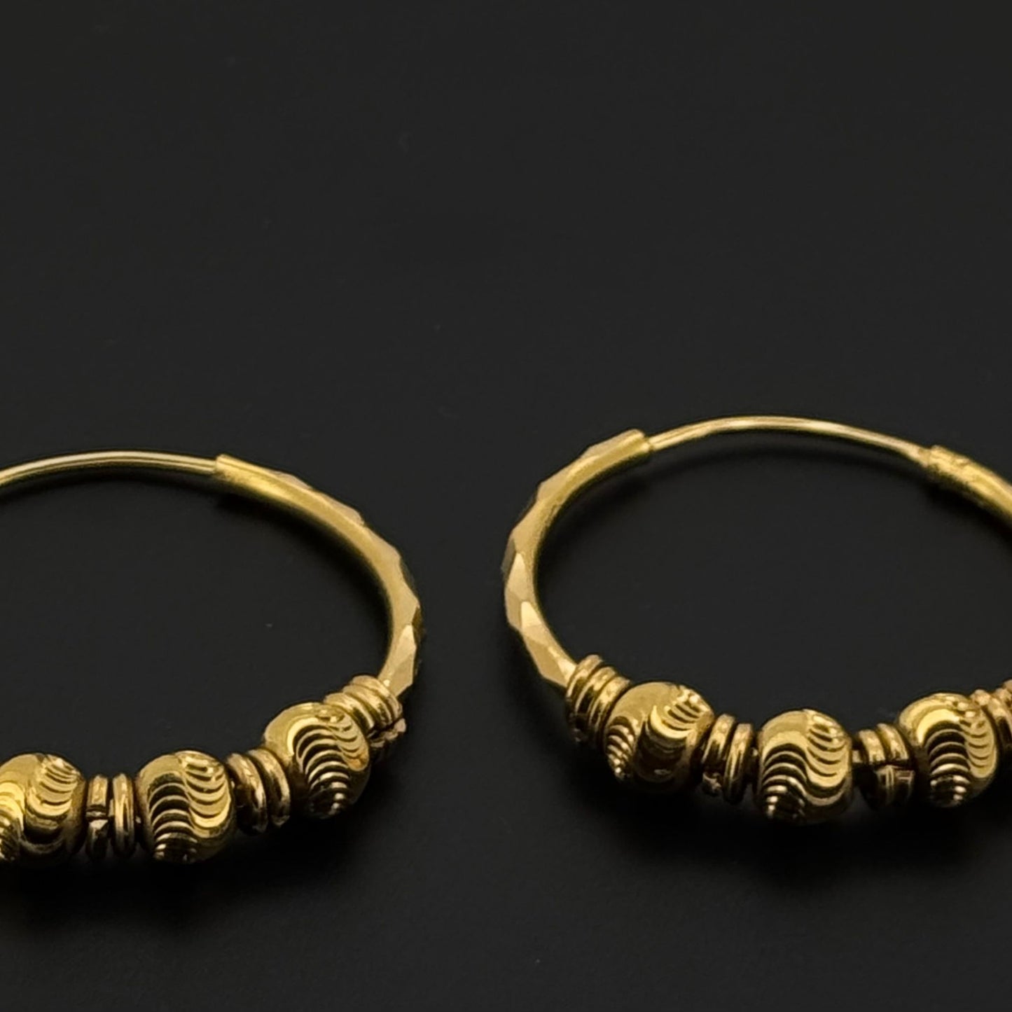 22k Solid Gold Simple Ladies Hoops E529