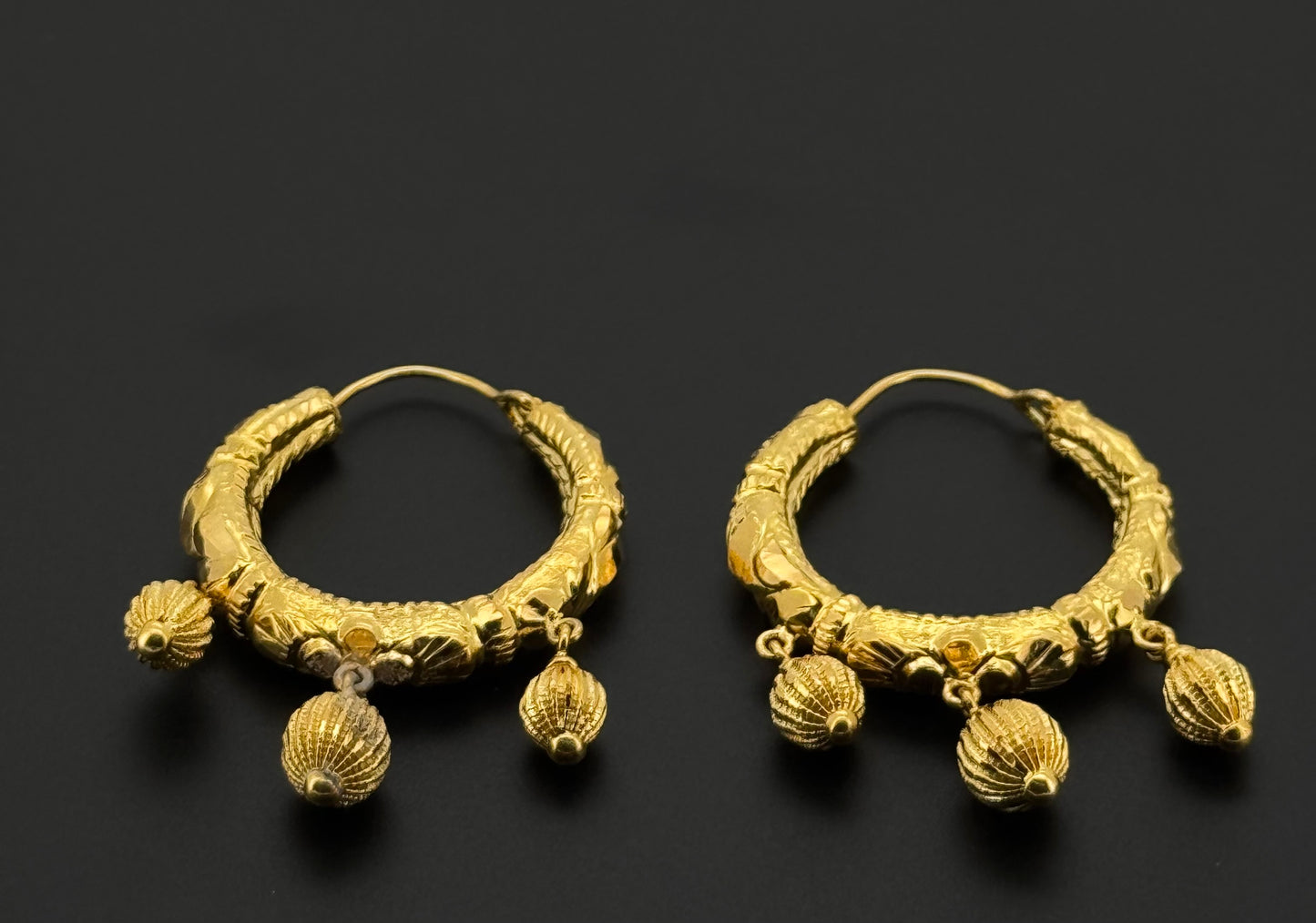 22k Solid Gold Simple Ladies Hoops E548