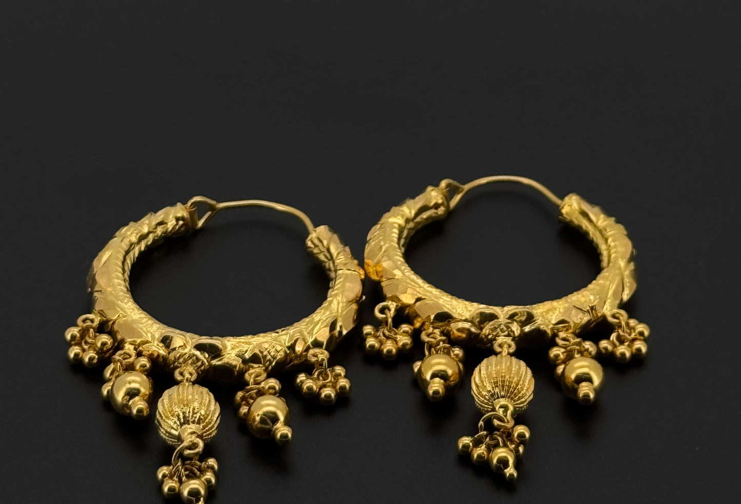 22k Solid Gold Simple Ladies Hoops E560