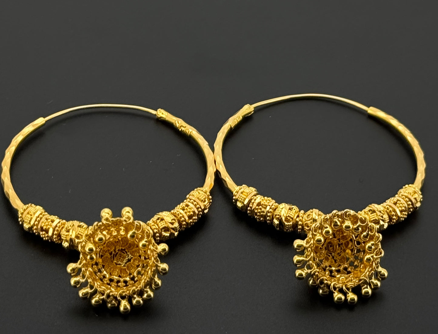 22k Solid Gold Simple Ladies Hoops E566