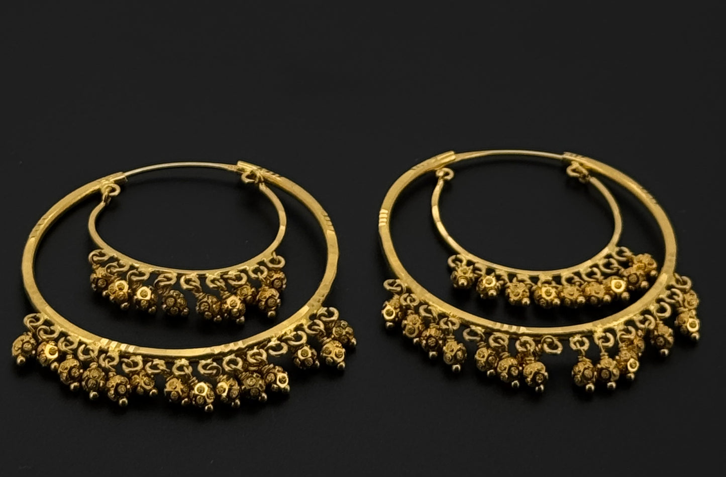 22k Solid Gold Simple Ladies Hoops E567