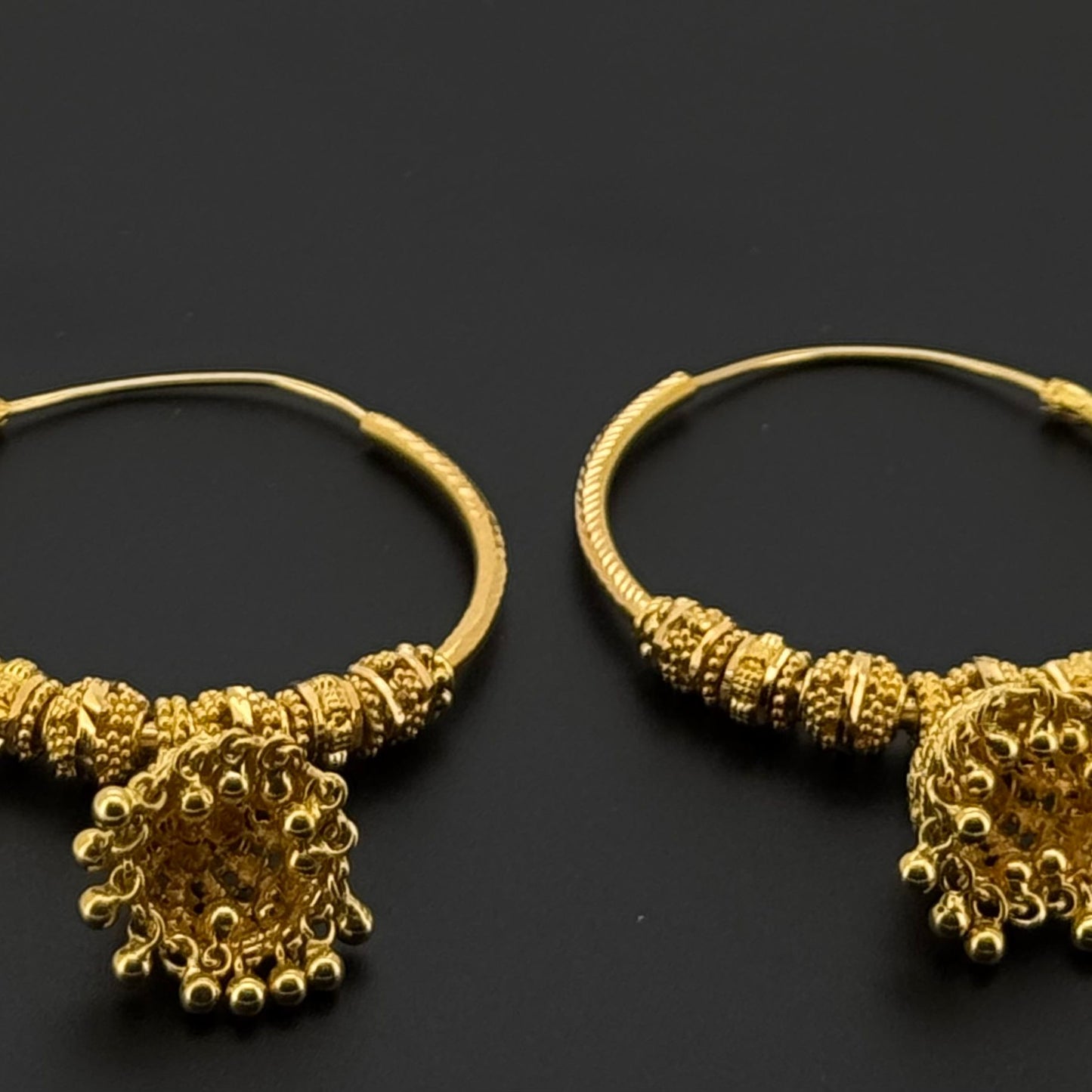 22k Solid Gold Simple Ladies Hoops E579