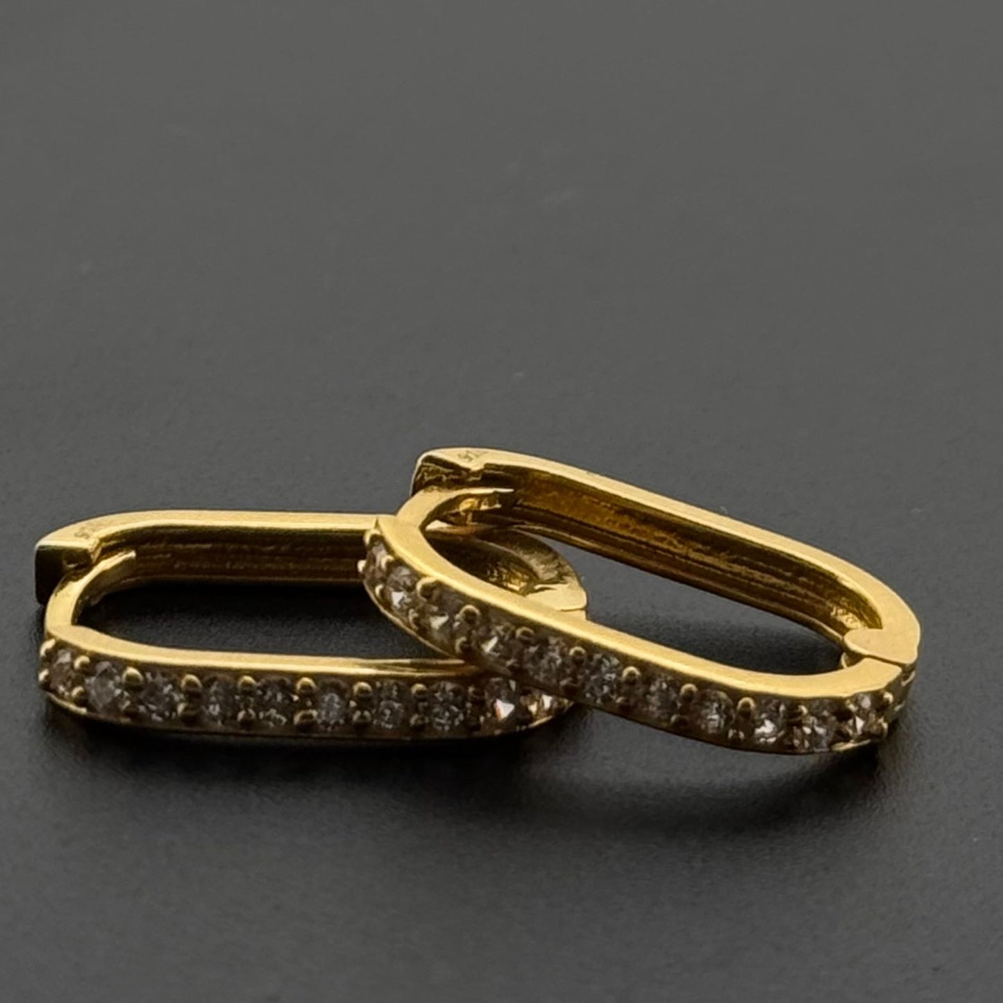 22k Solid Gold Simple Ladies Hoops E583