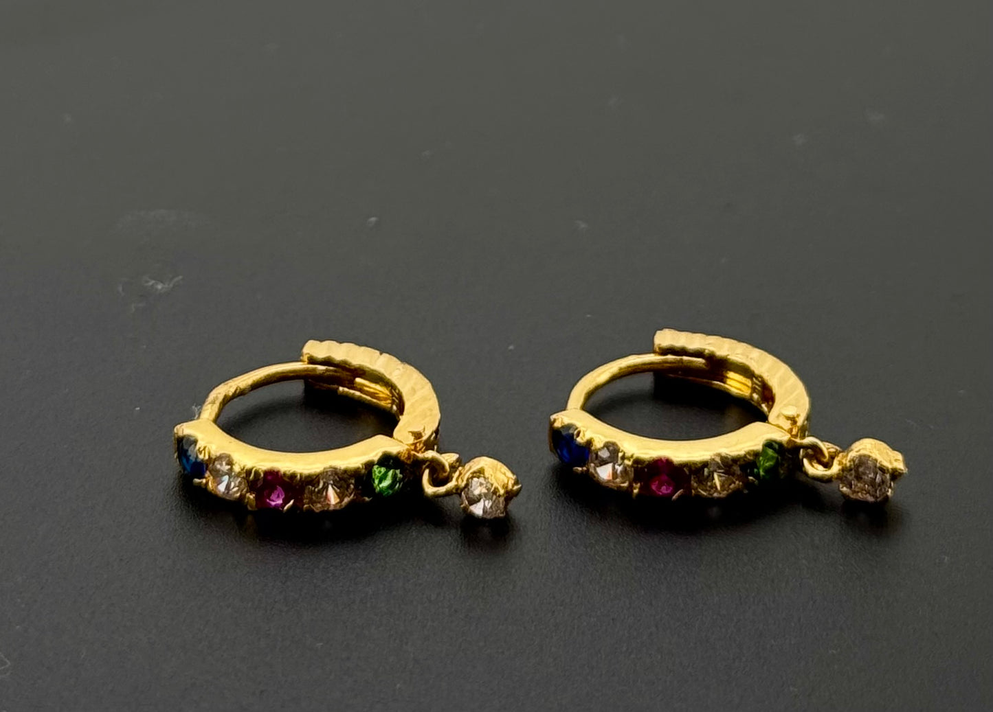 22k Solid Gold Simple Ladies Hoops E598