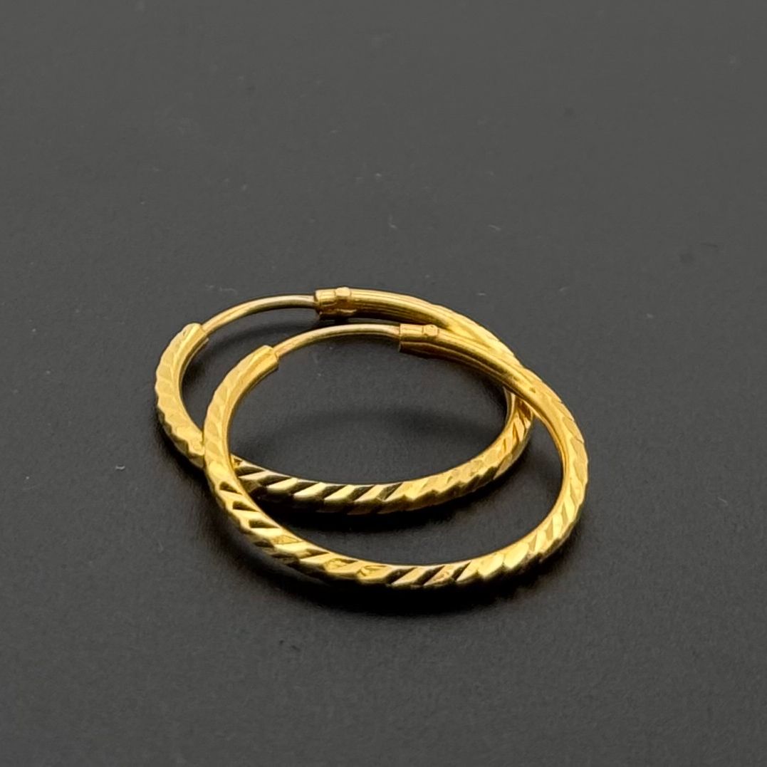 22k Solid Gold Simple Ladies Hoops E606