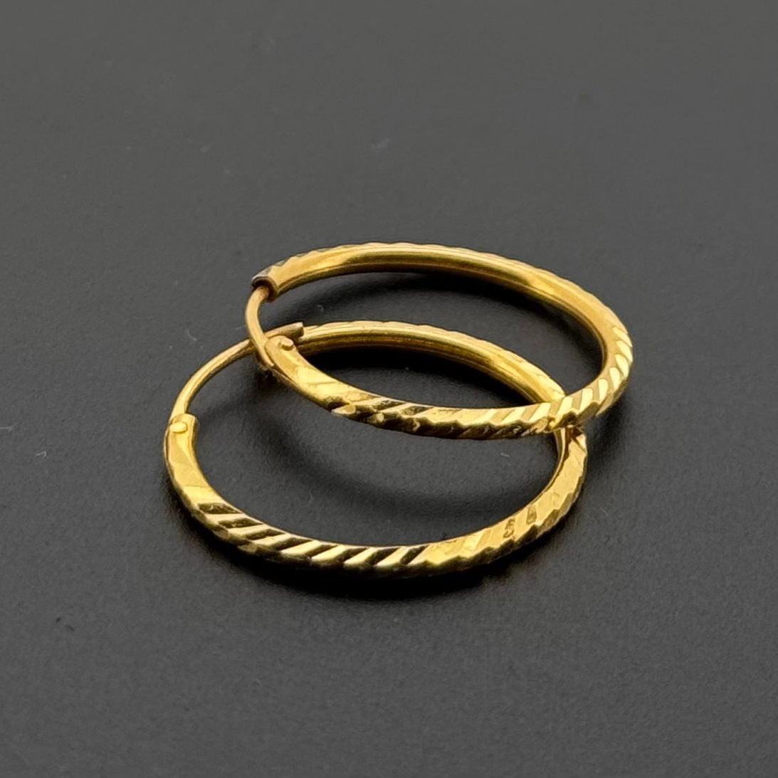 22k Solid Gold Simple Ladies Hoops E607