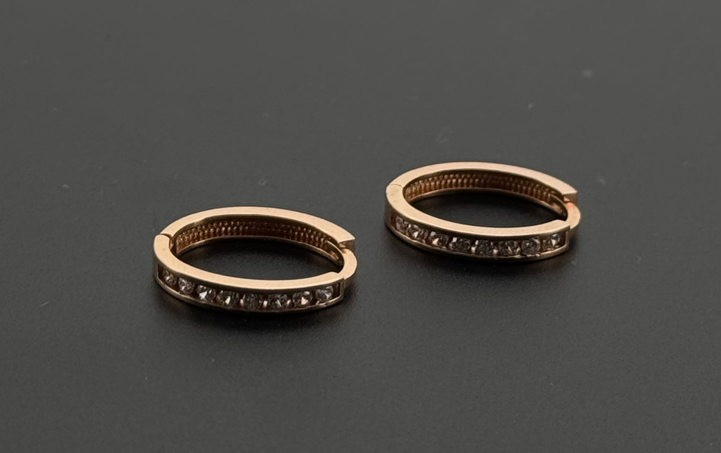 10K Solid Gold Simple Ladies Hoops E707