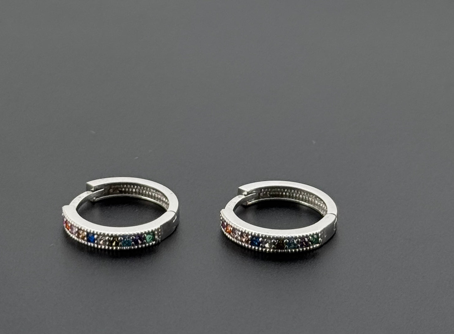 10K Solid Gold Simple Ladies Hoops E746